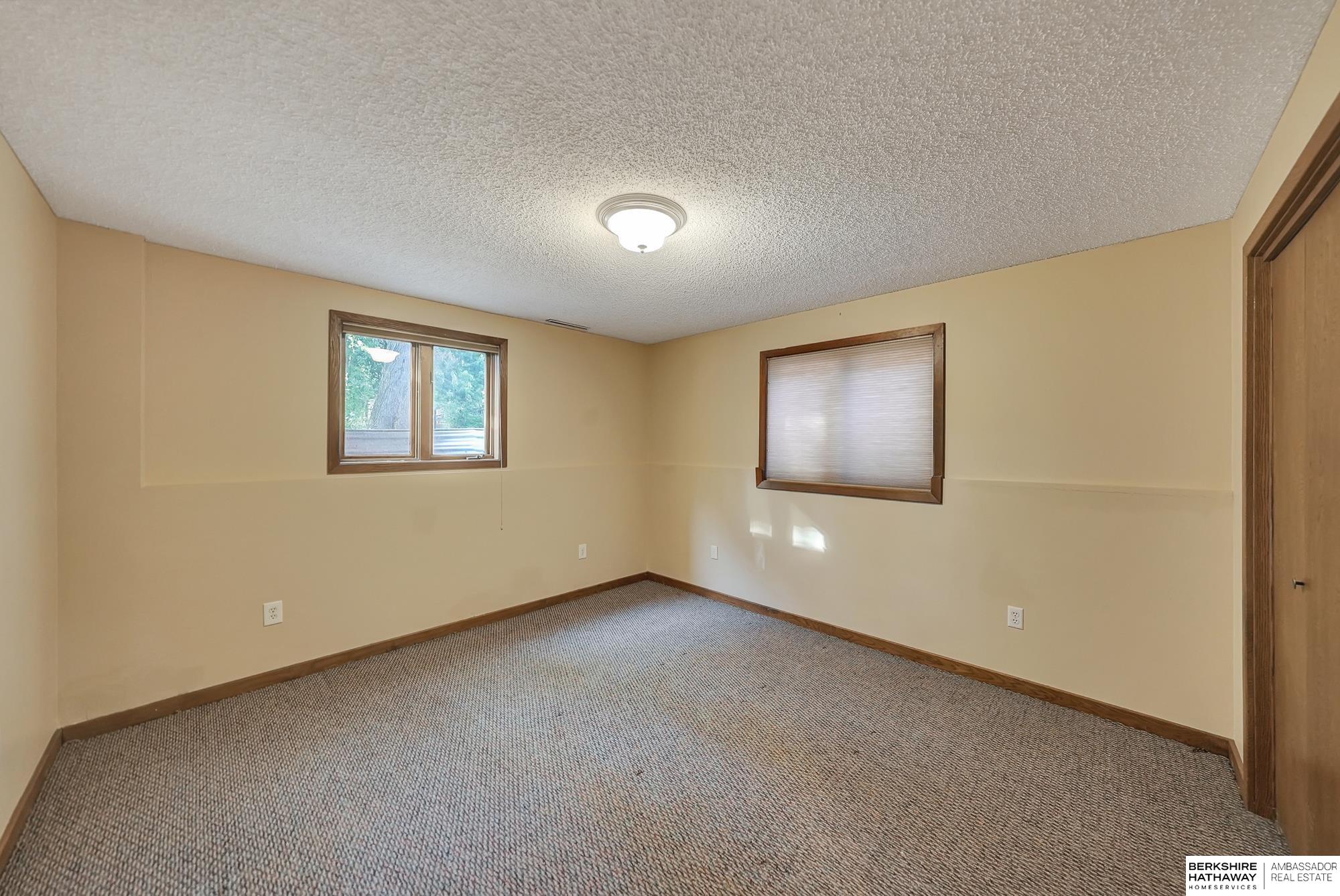 5611 Prescott Avenue