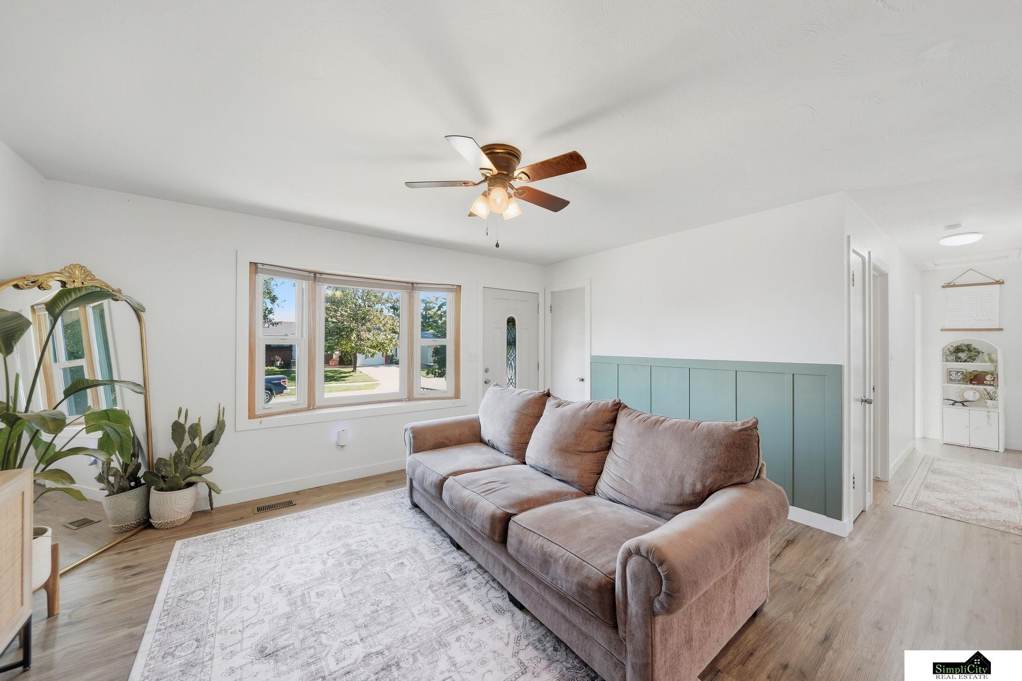 13641 Kenilworth Street