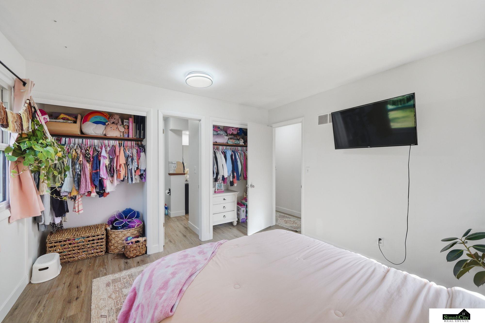 13641 Kenilworth Street