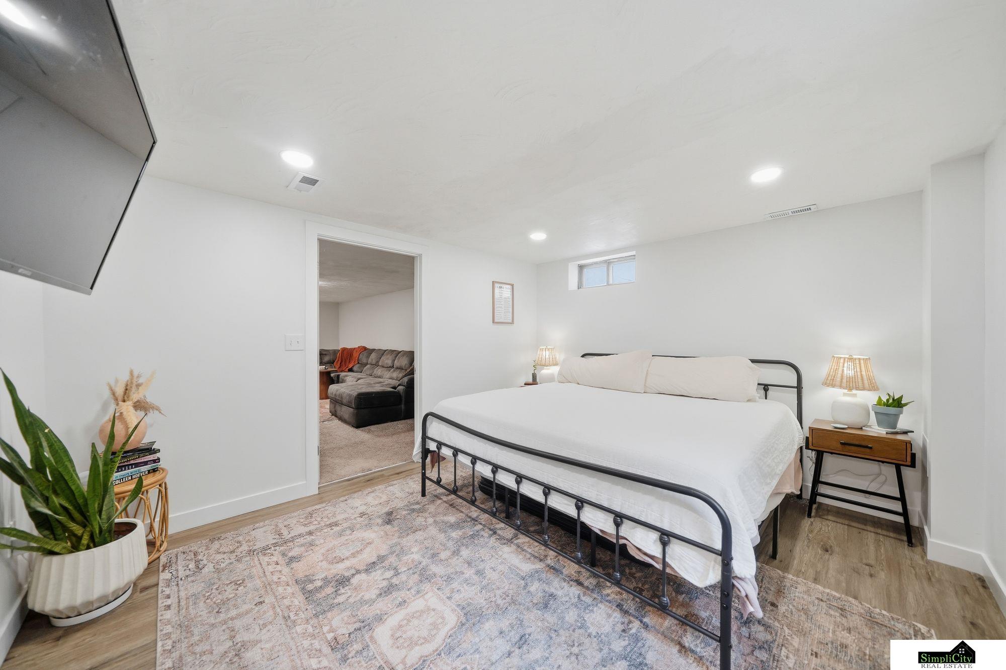 13641 Kenilworth Street