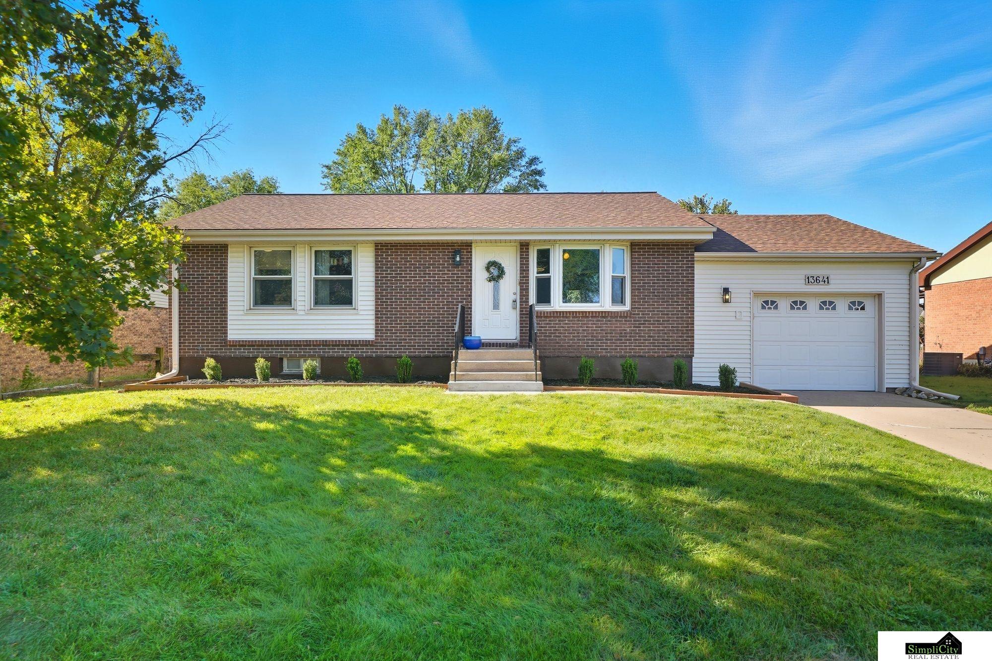 13641 Kenilworth Street