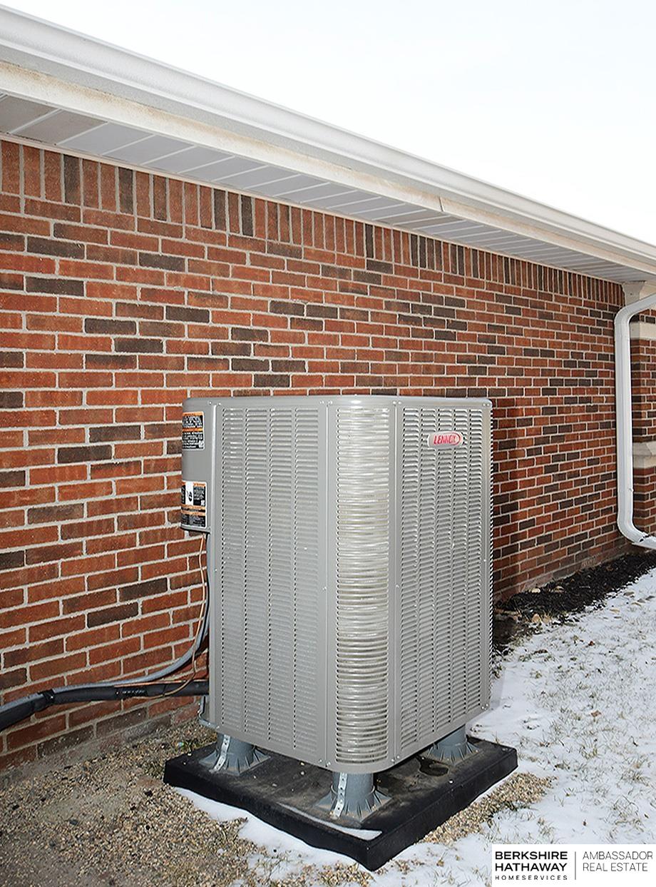 10330 N 140th Street