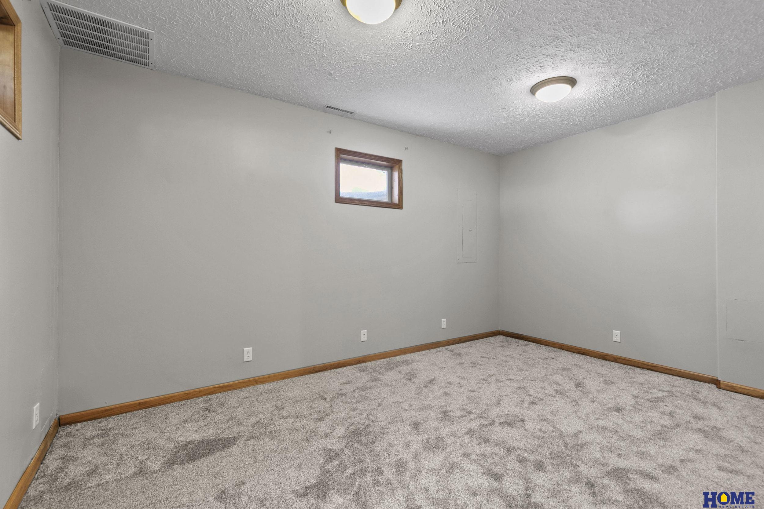 1900 N 162nd Street