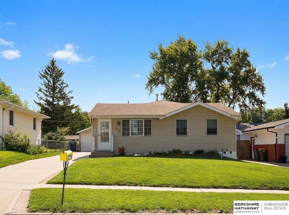 4430 N 10th Street