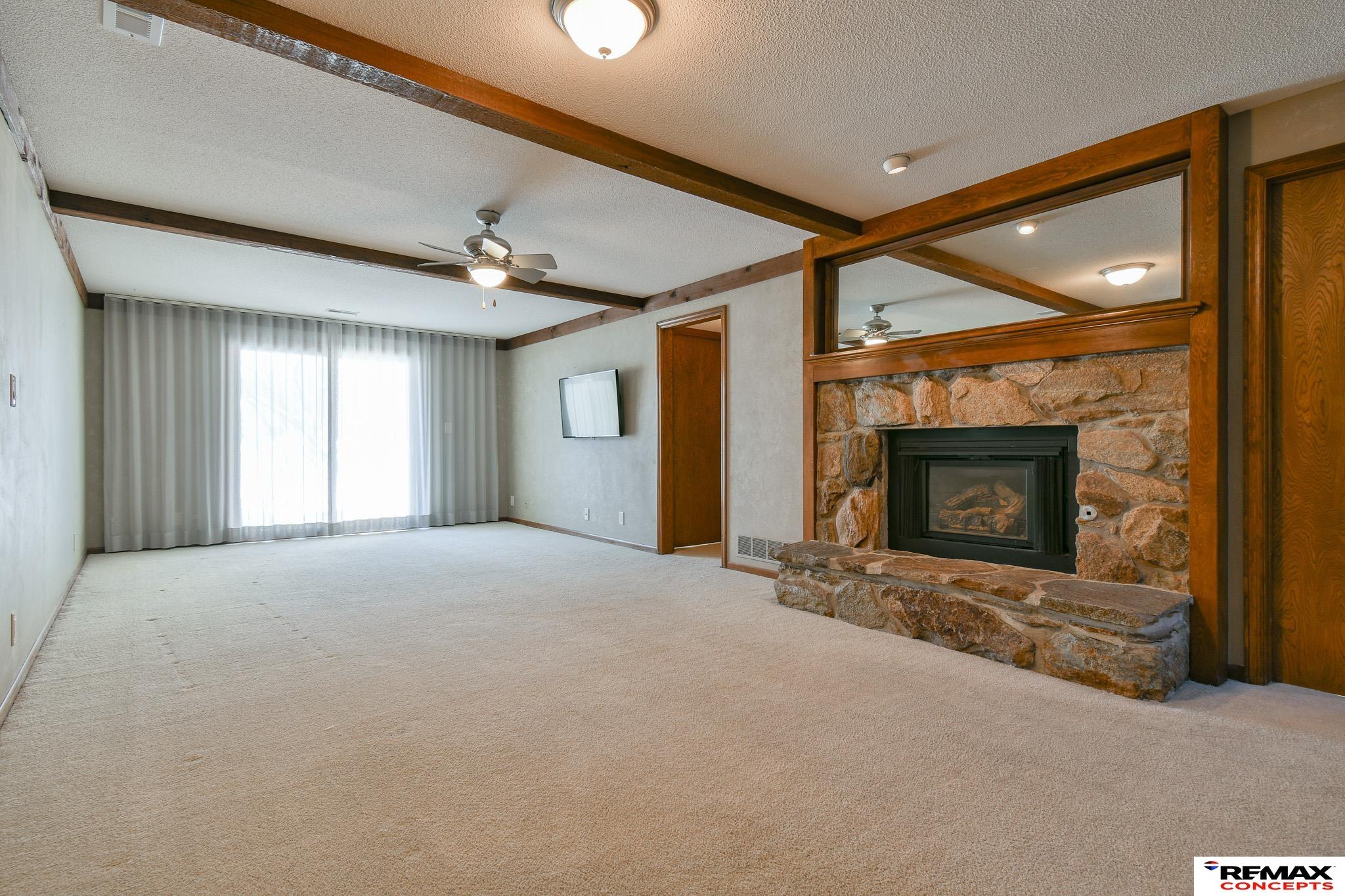 7207 Grand Oaks Drive