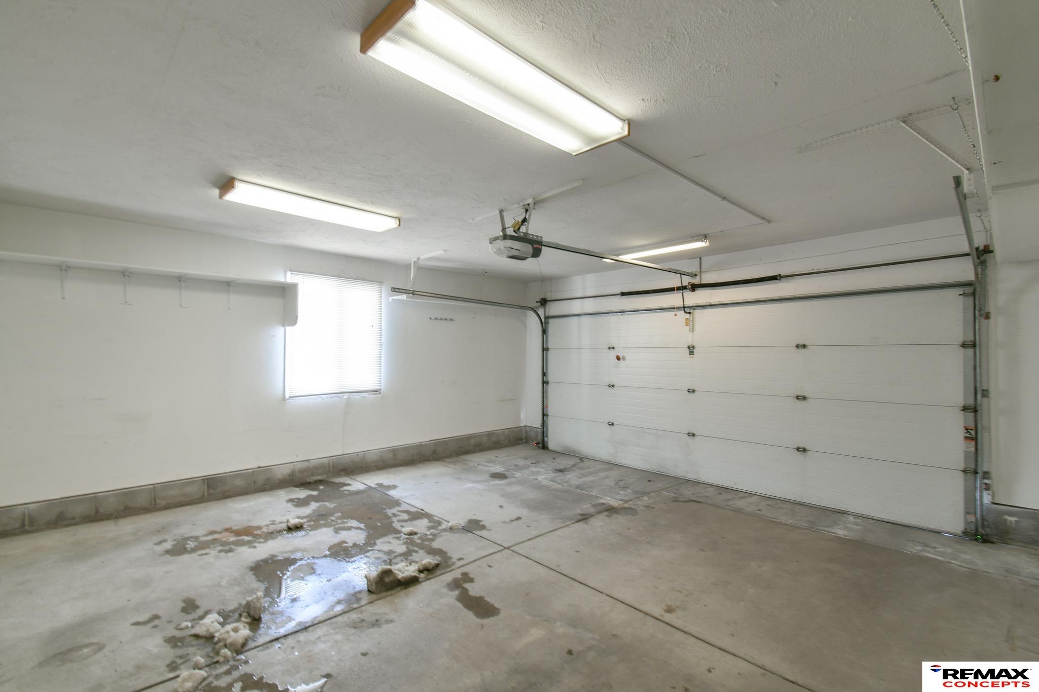 7207 Grand Oaks Drive