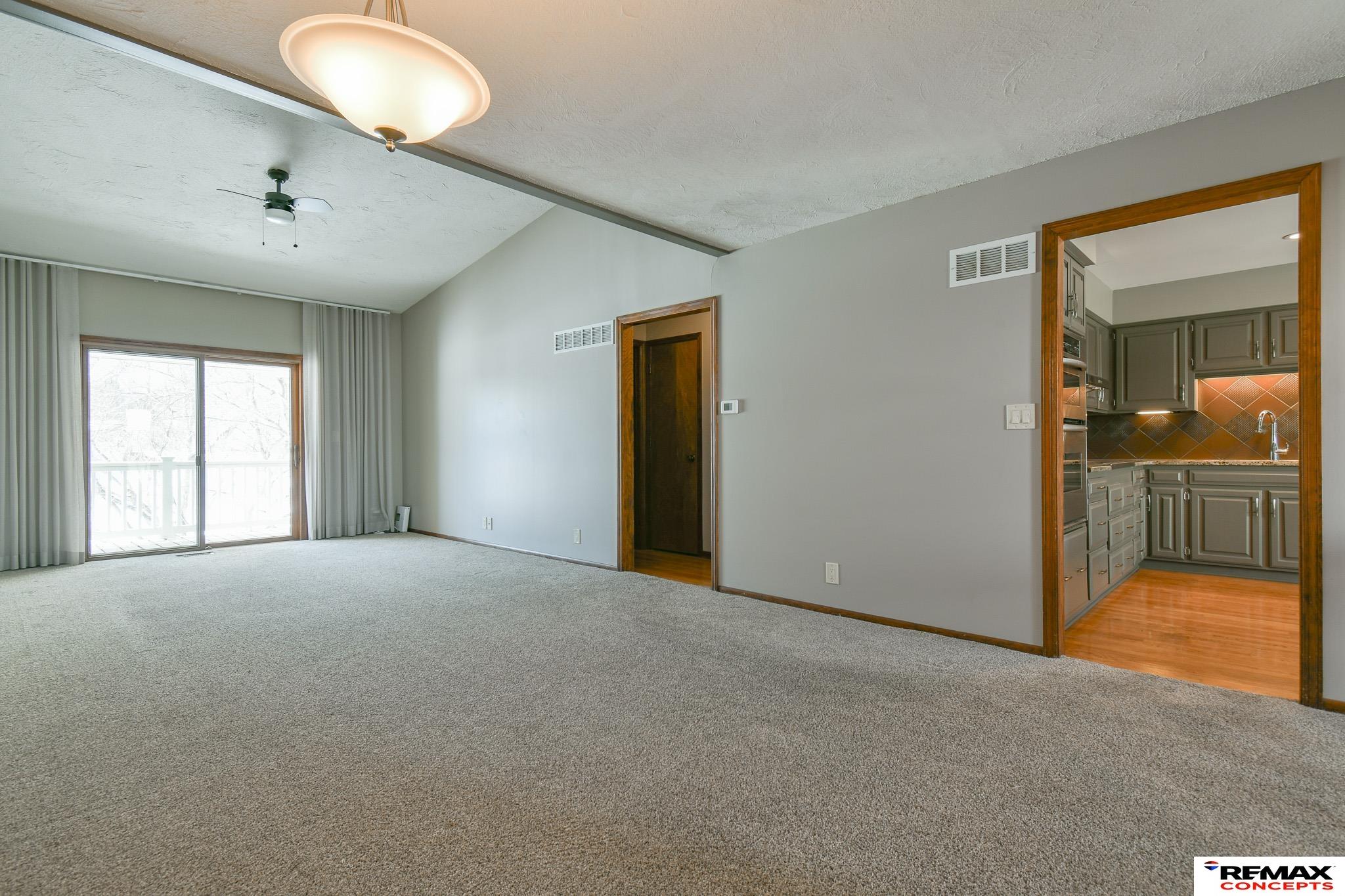 7207 Grand Oaks Drive