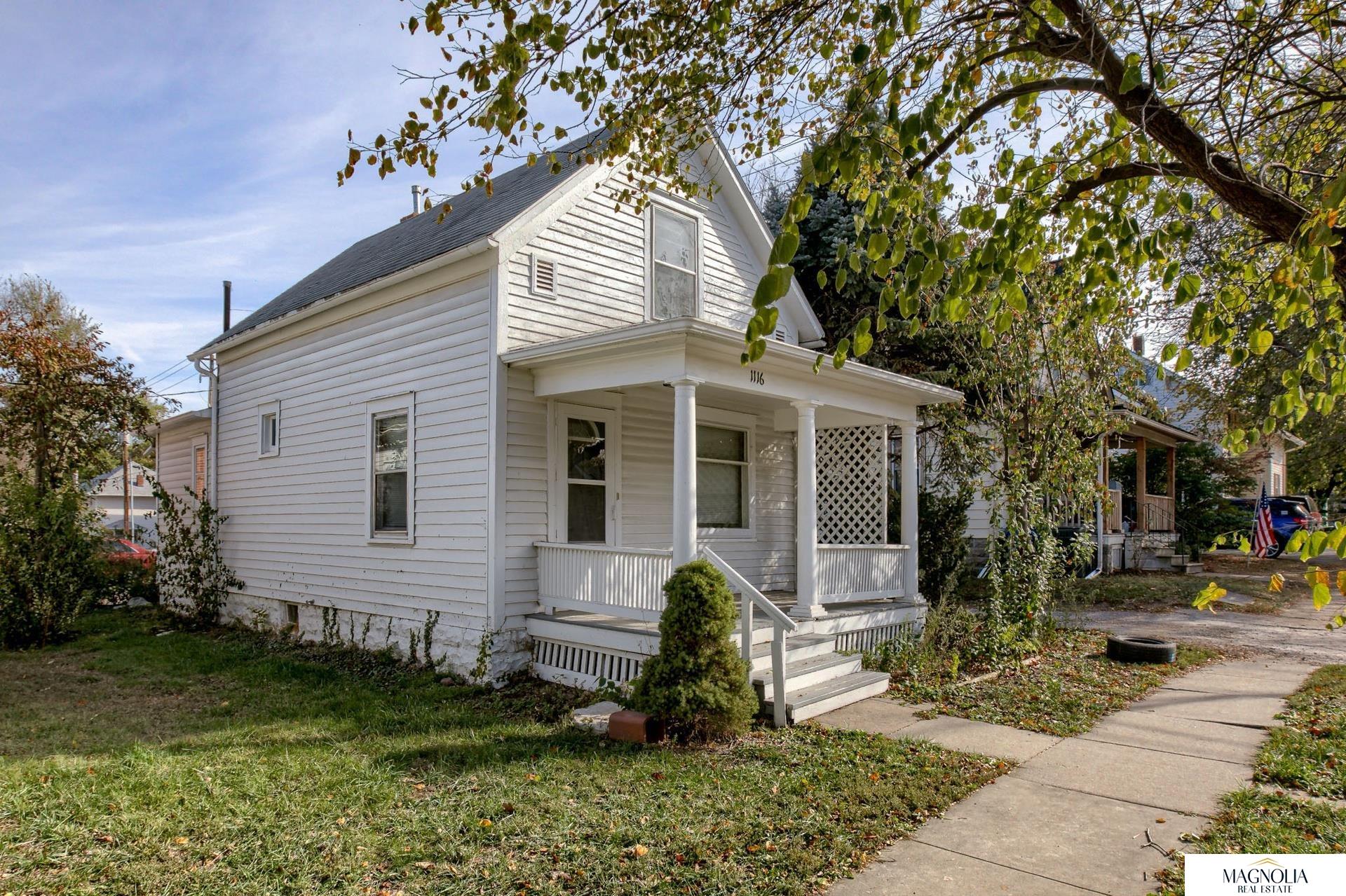1116 S 23 Street