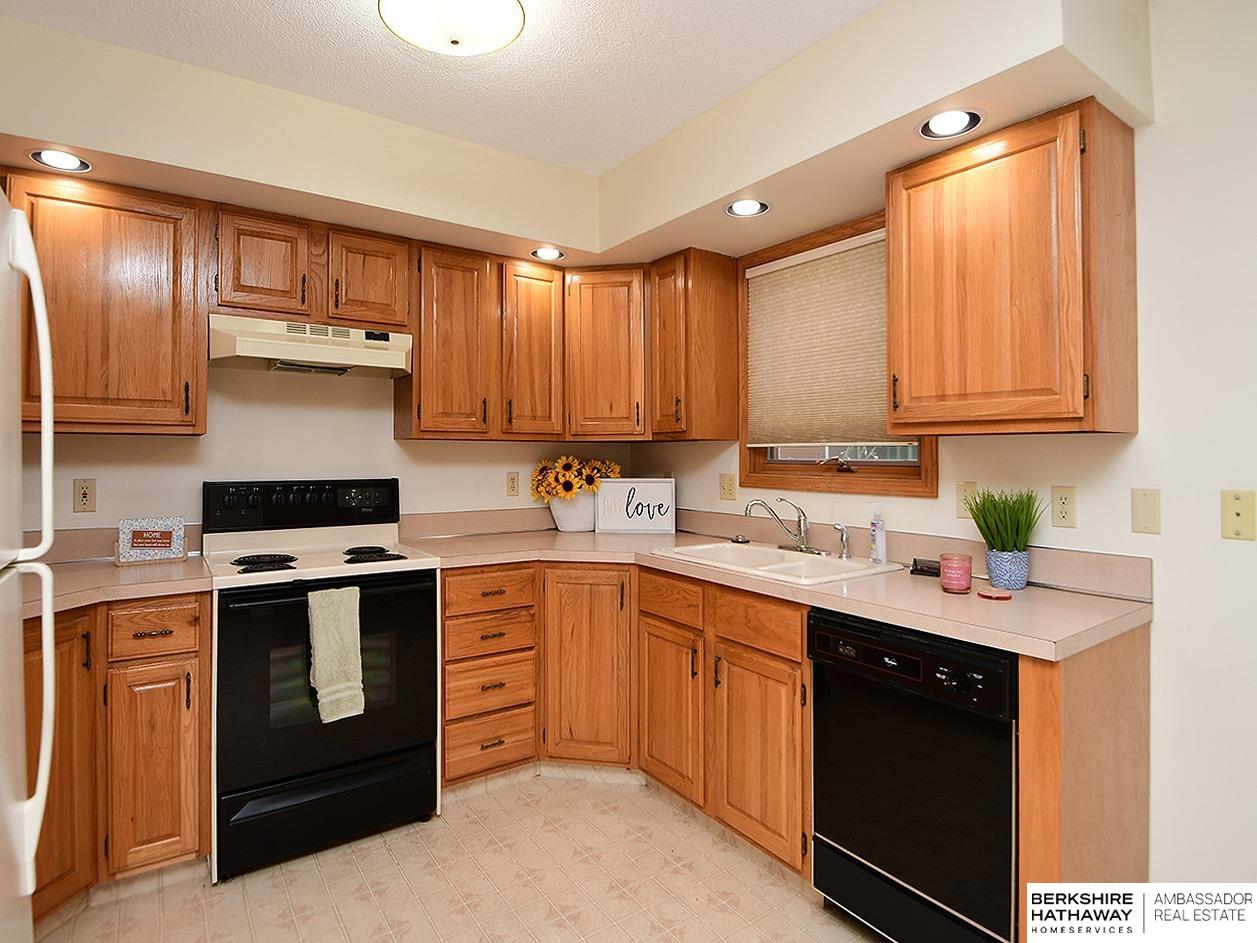 5821 Wood Ridge Court # 5
