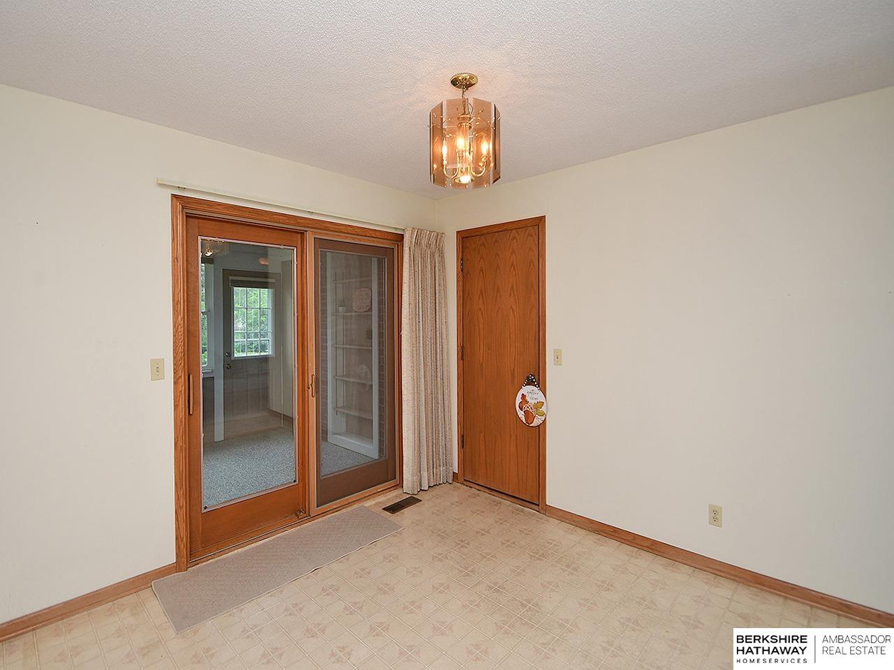 5821 Wood Ridge Court # 5