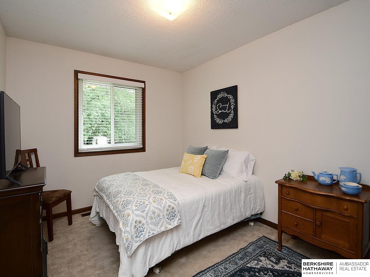5907 Deerwood Drive
