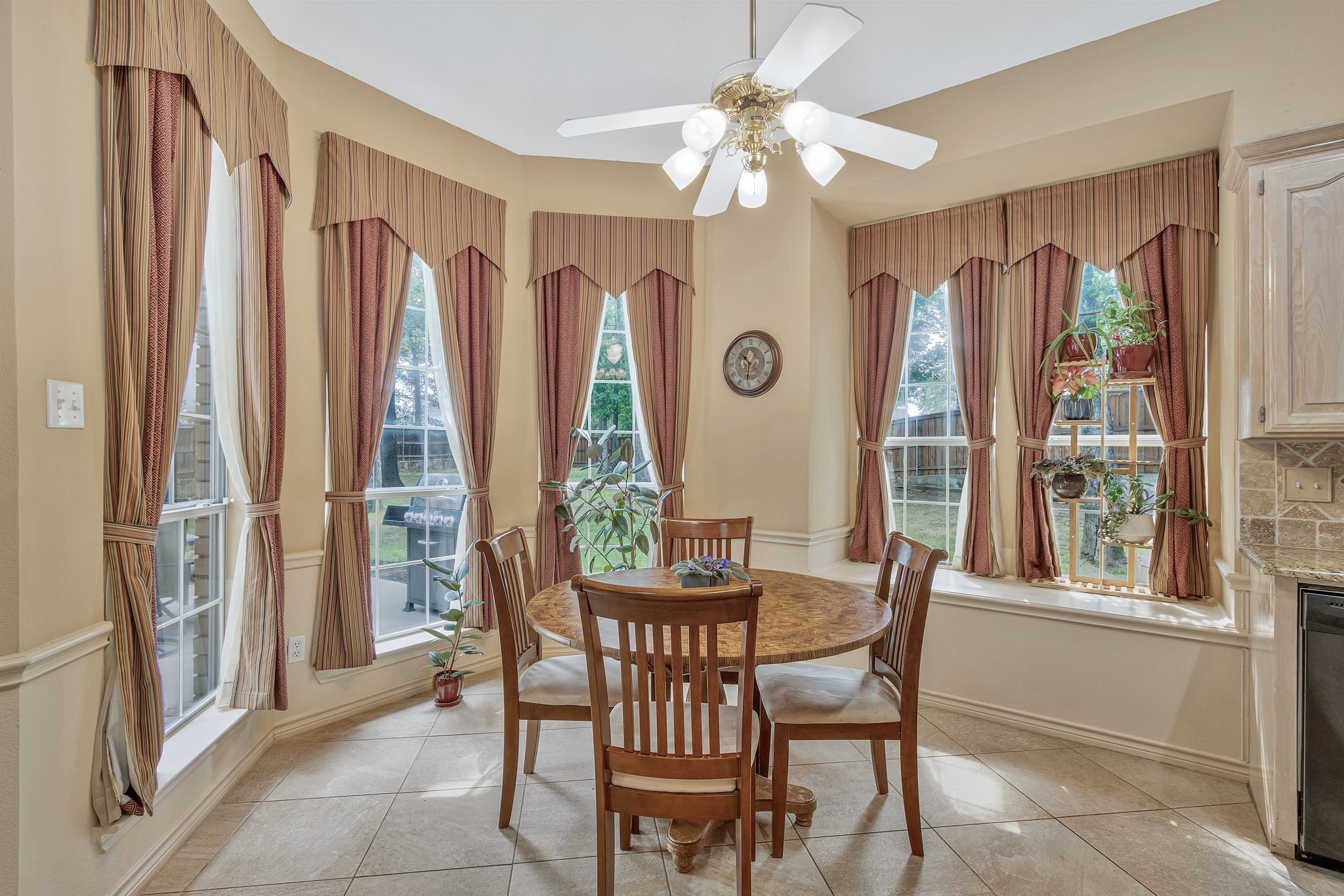 6405 Kenshire Court