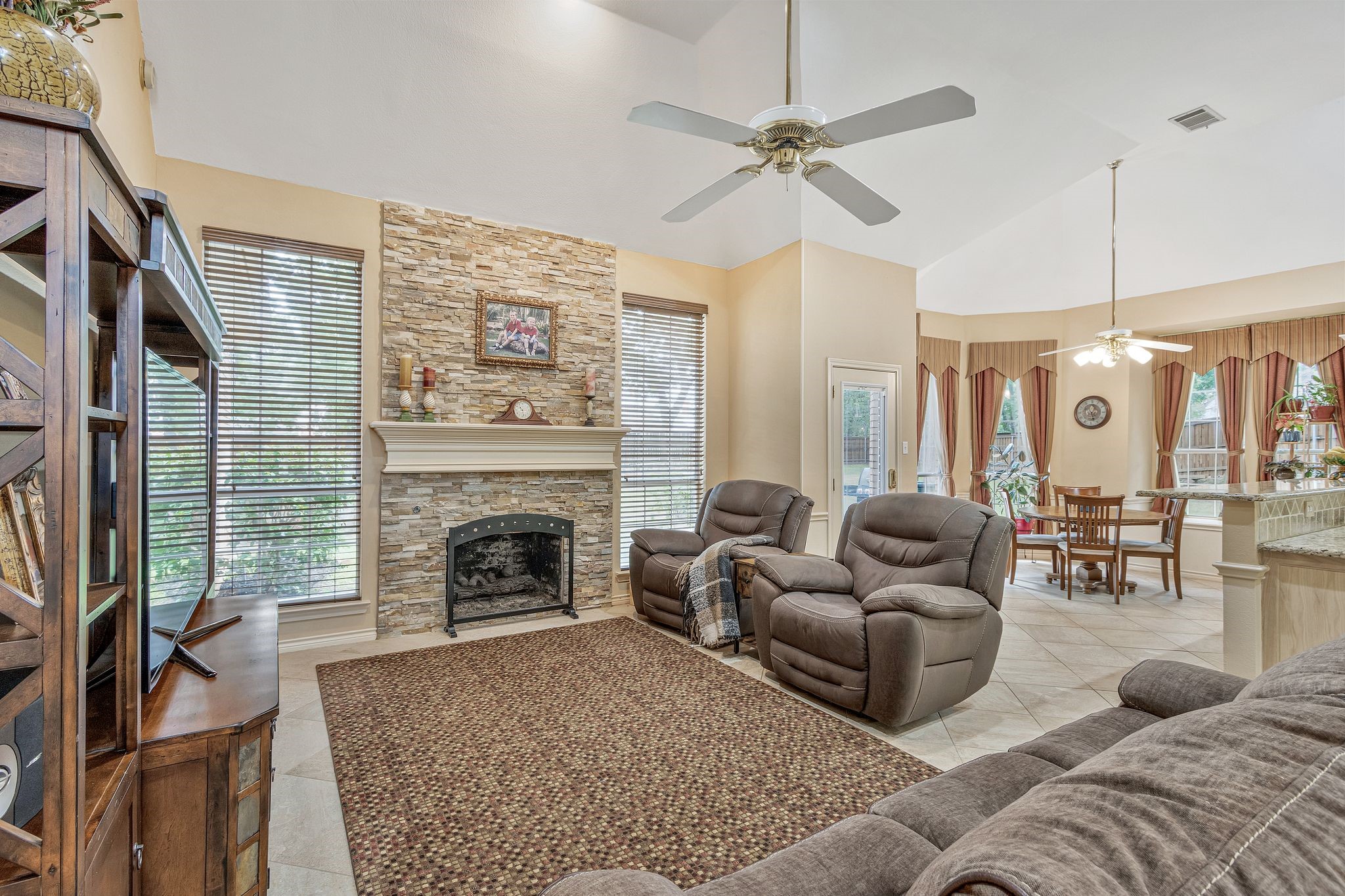 6405 Kenshire Court