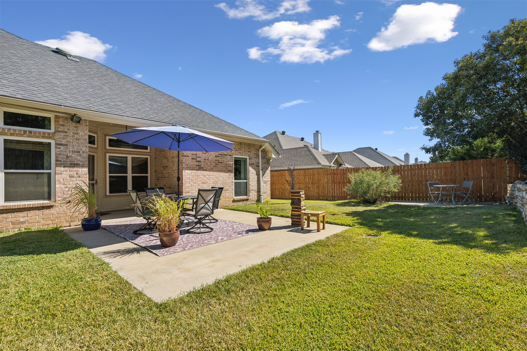 7321 Cottonwood Court