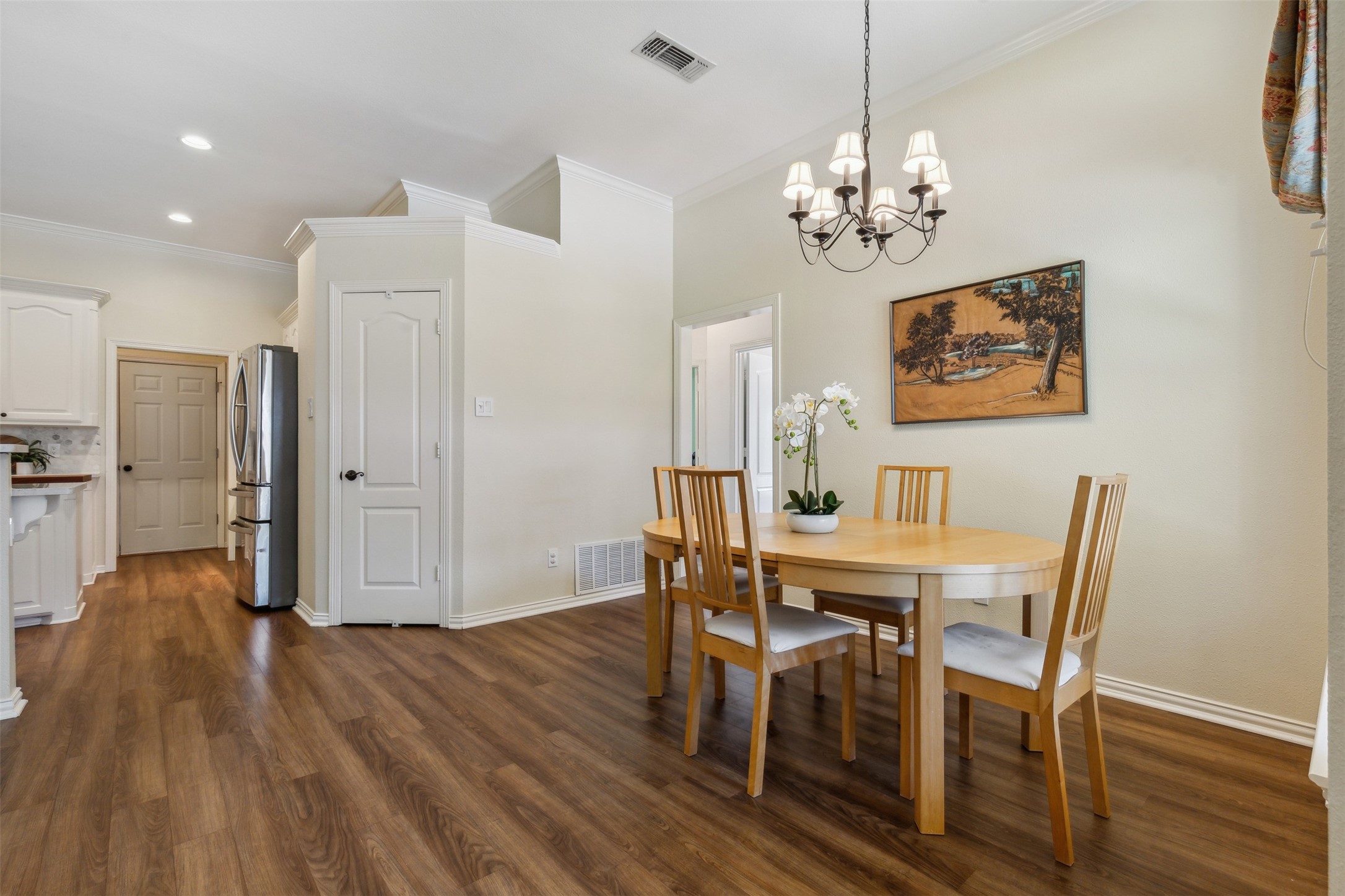 7321 Cottonwood Court