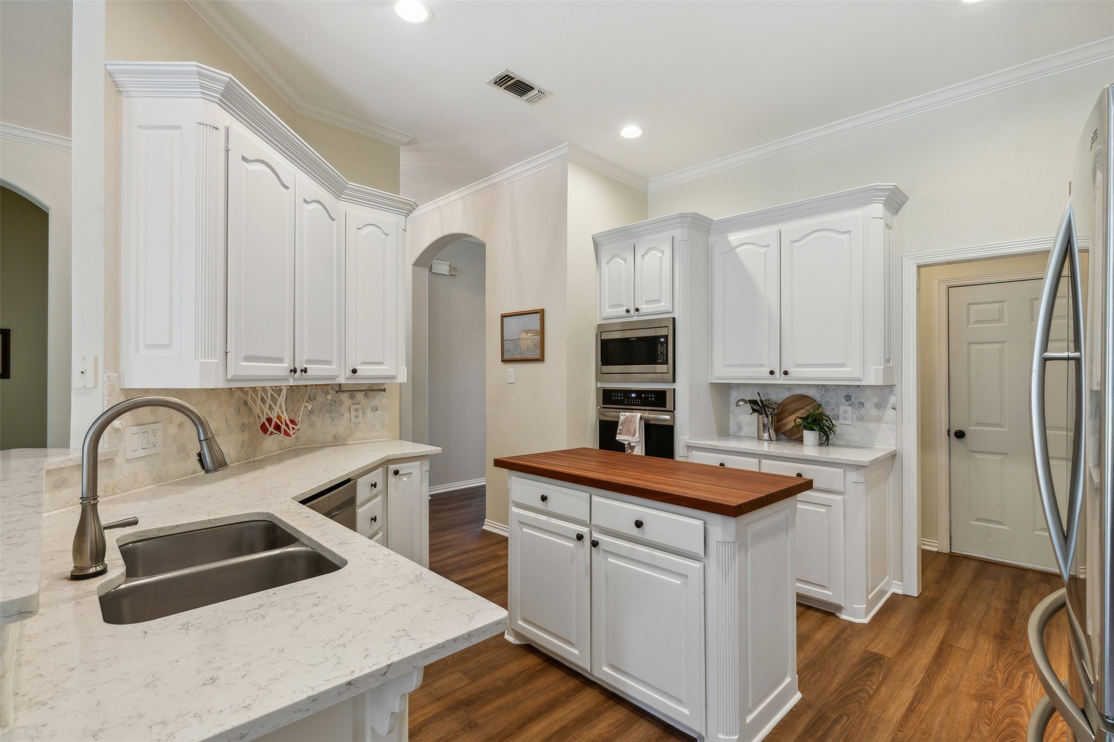 7321 Cottonwood Court