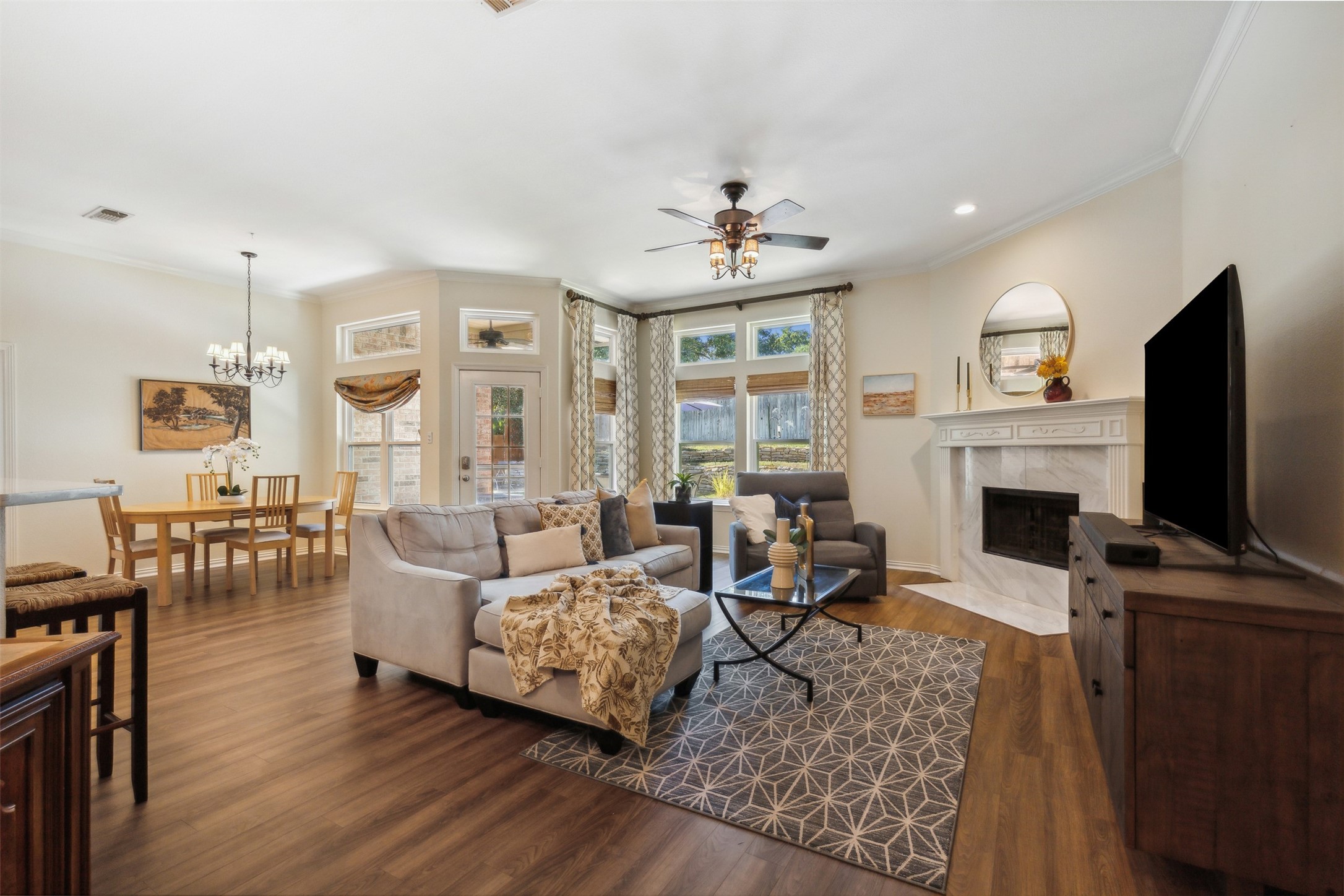 7321 Cottonwood Court