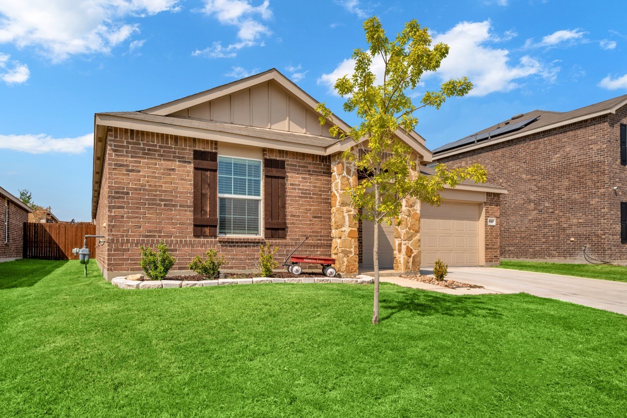 940 Paso Fino Drive