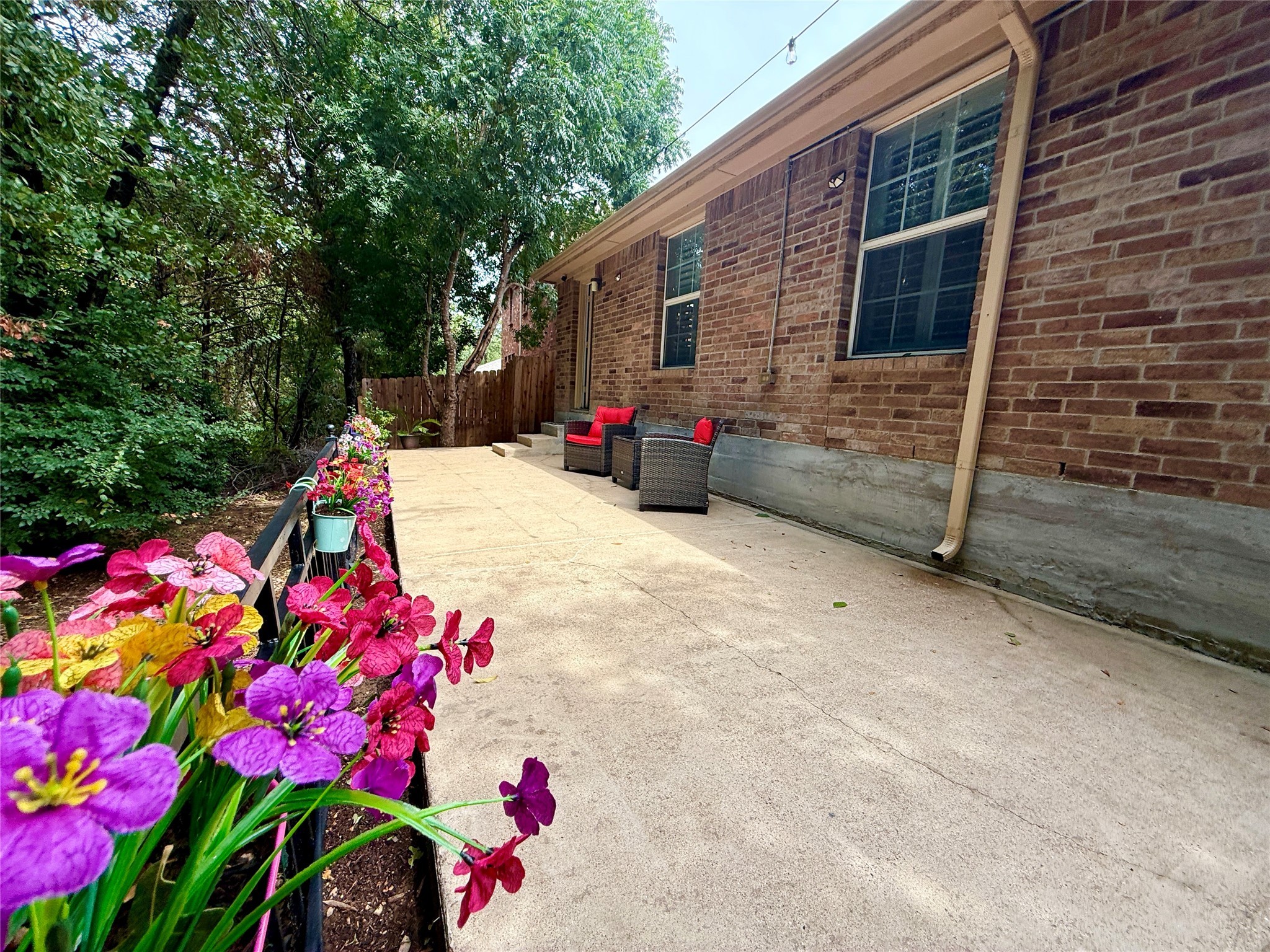 2509 Creek Villas Drive