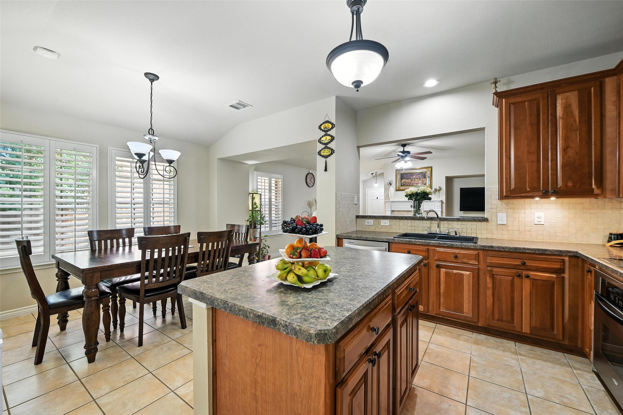 2509 Creek Villas Drive