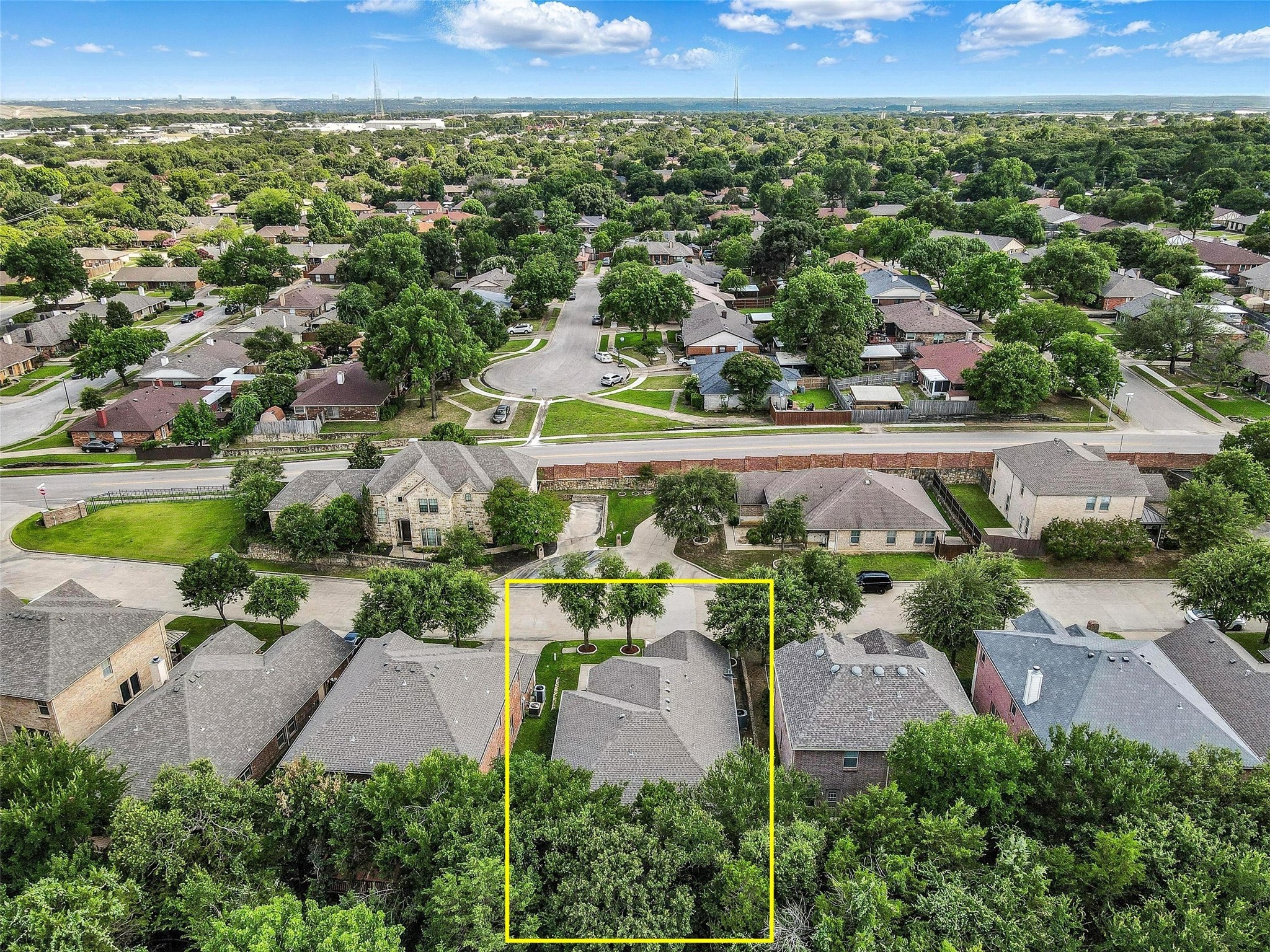 2509 Creek Villas Drive