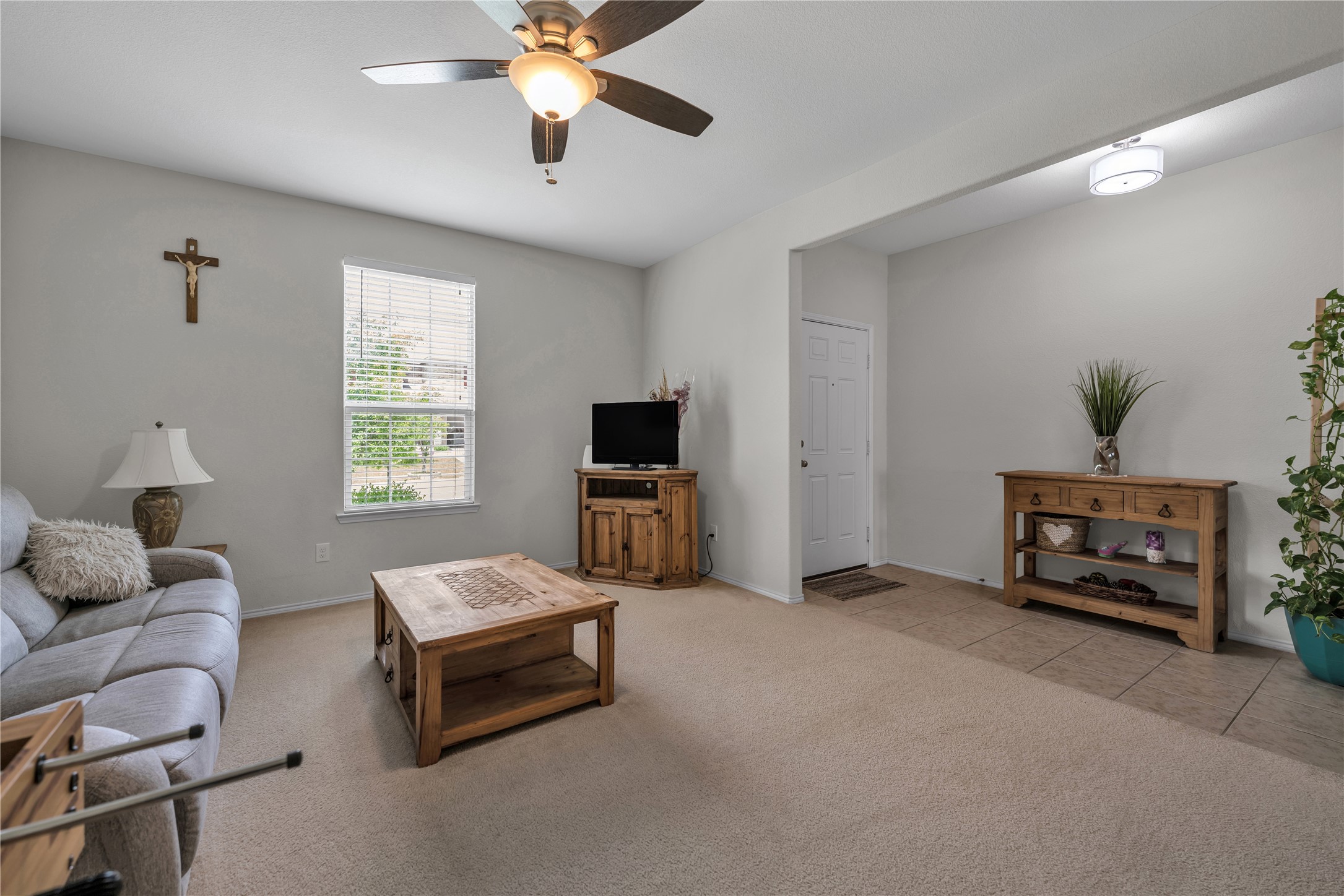 2336 Bermont Red Lane