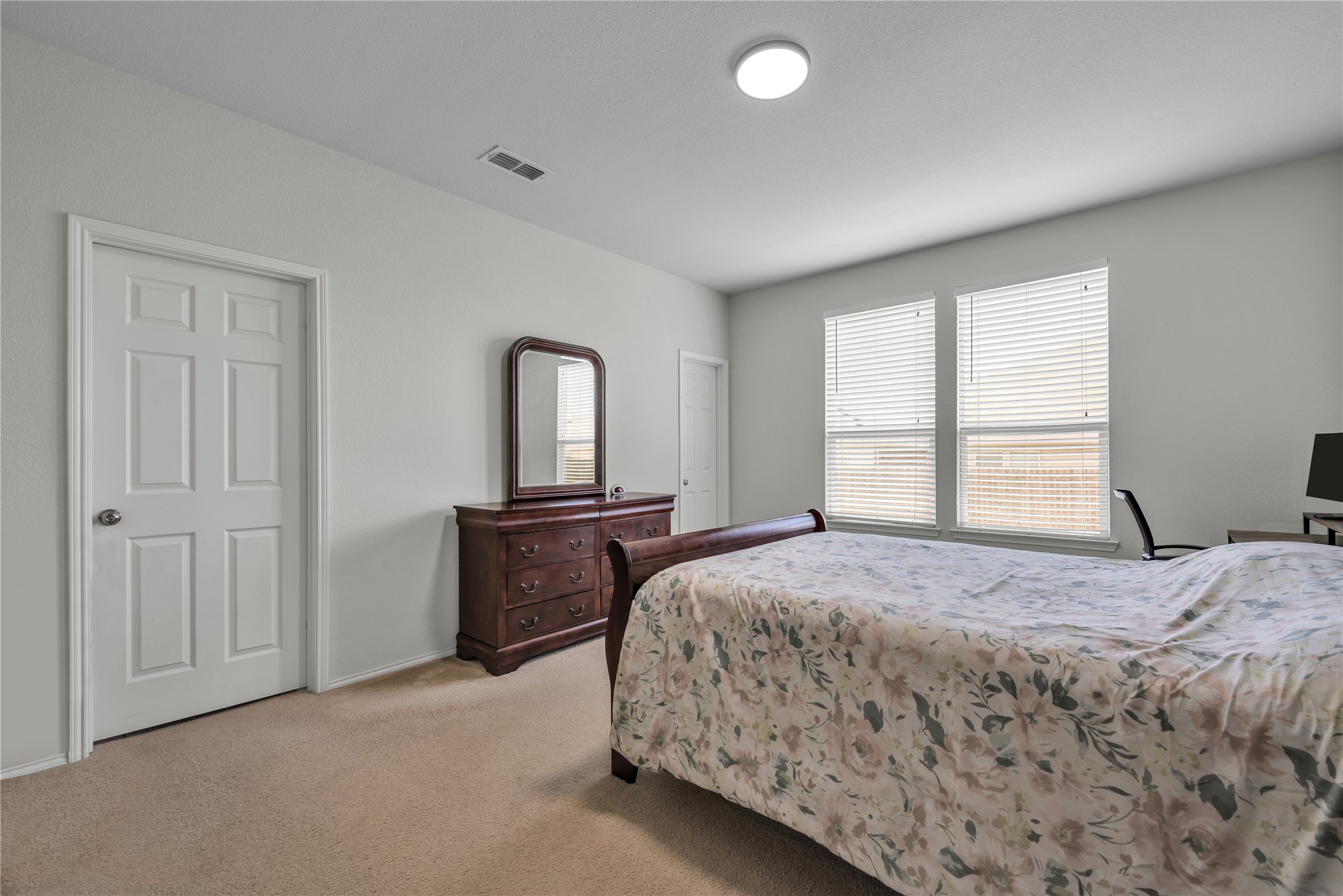 2336 Bermont Red Lane