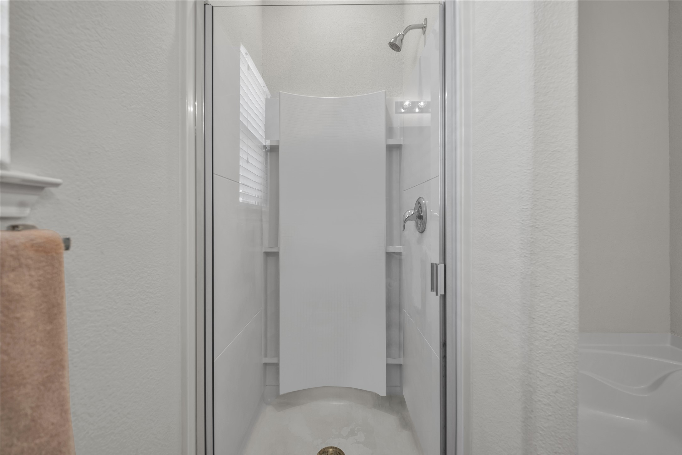 2336 Bermont Red Lane