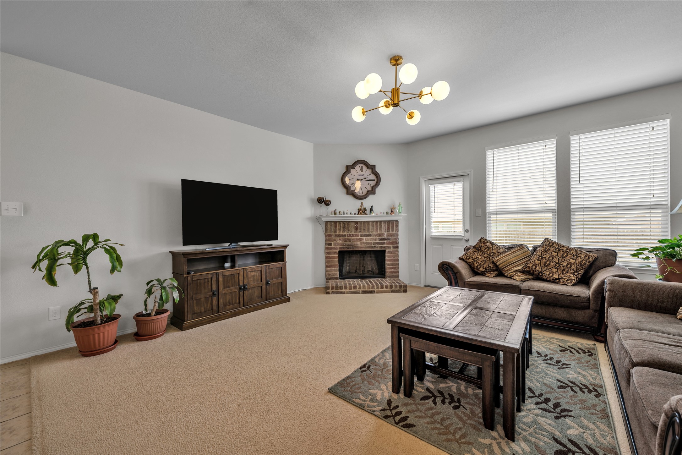 2336 Bermont Red Lane