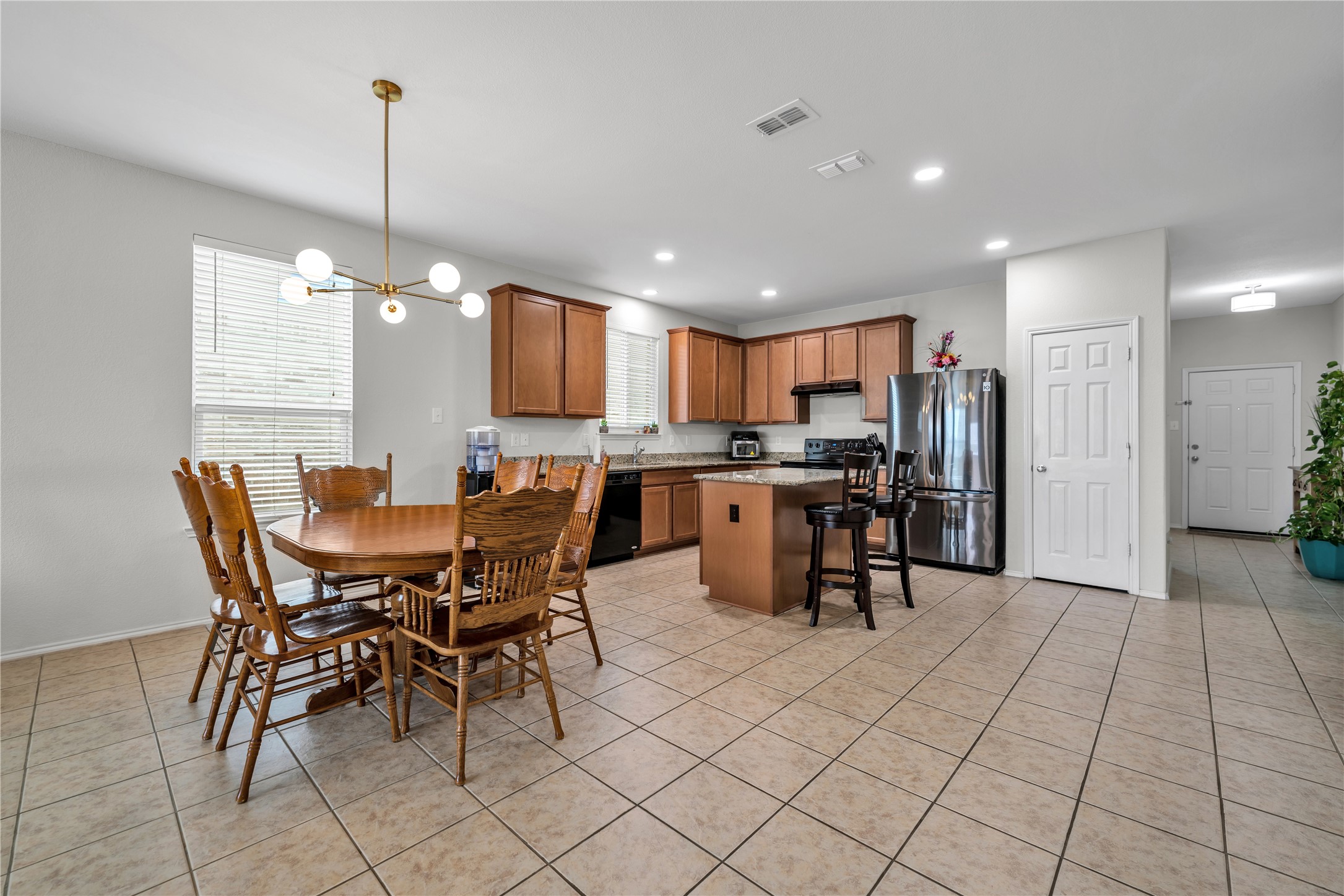 2336 Bermont Red Lane