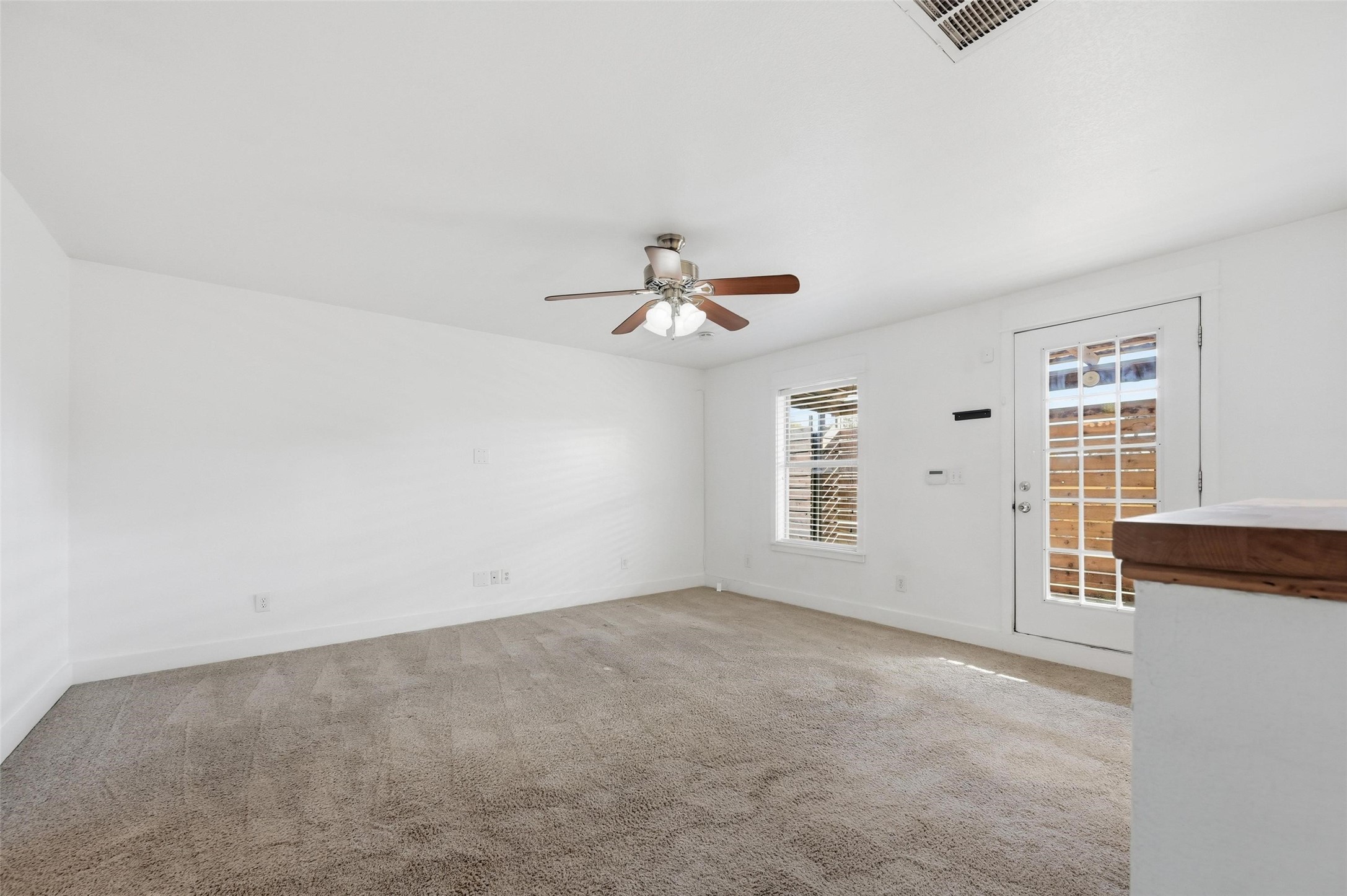 633 Rose Garden Drive Unit #1