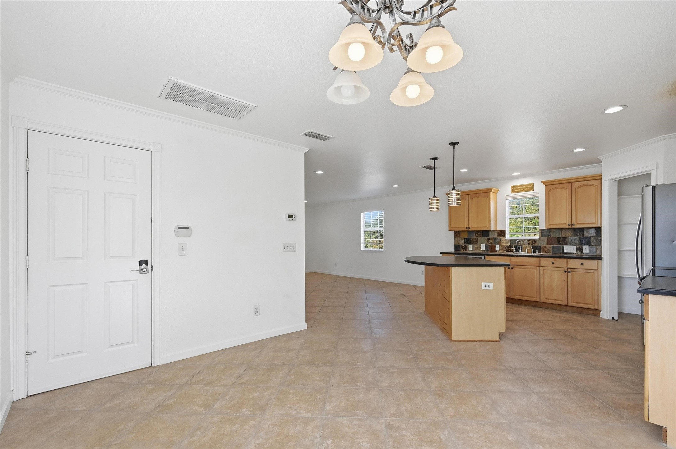 633 Rose Garden Dr, Unit #2
