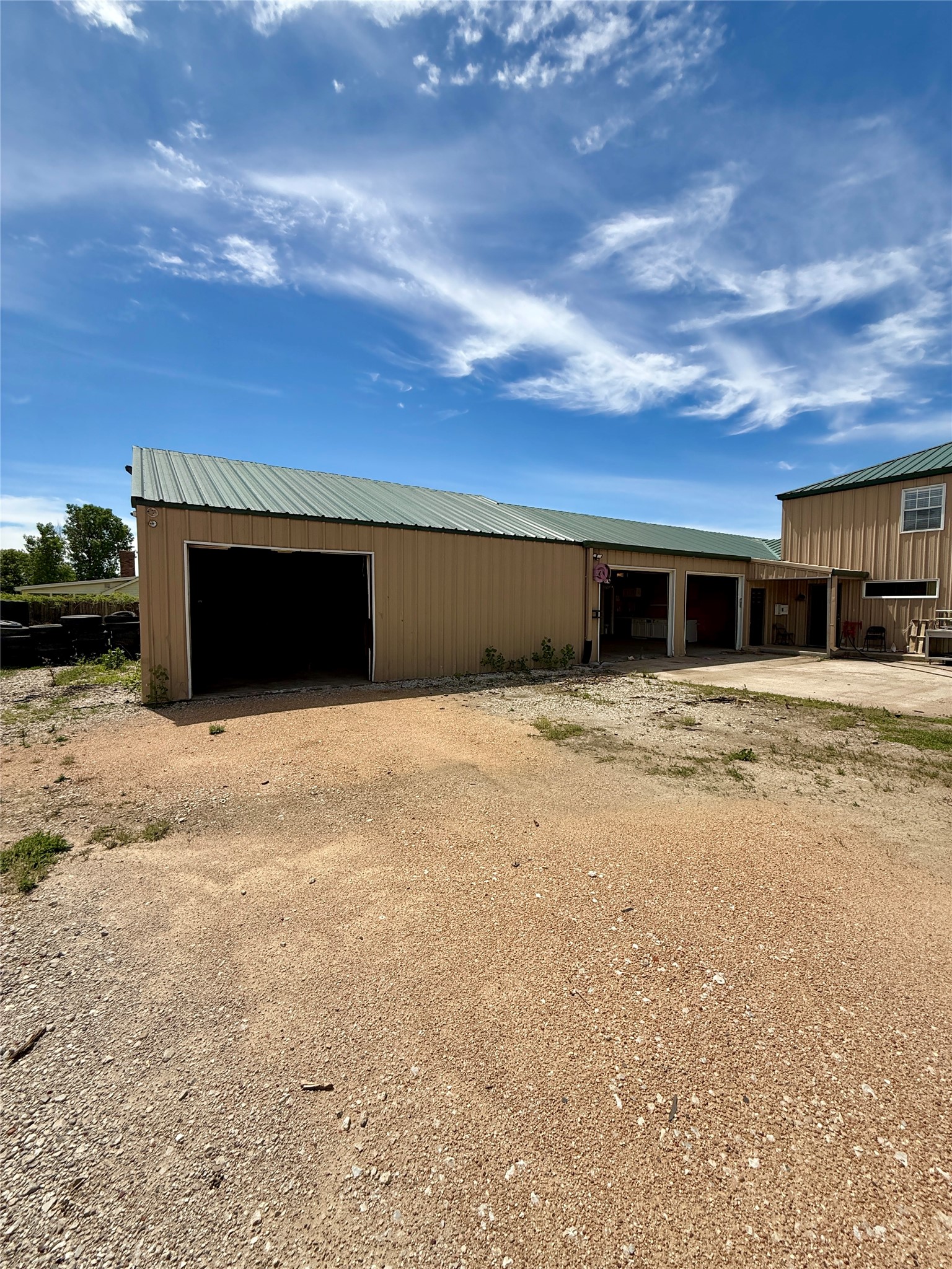 633 Rose Garden Dr, Unit #4