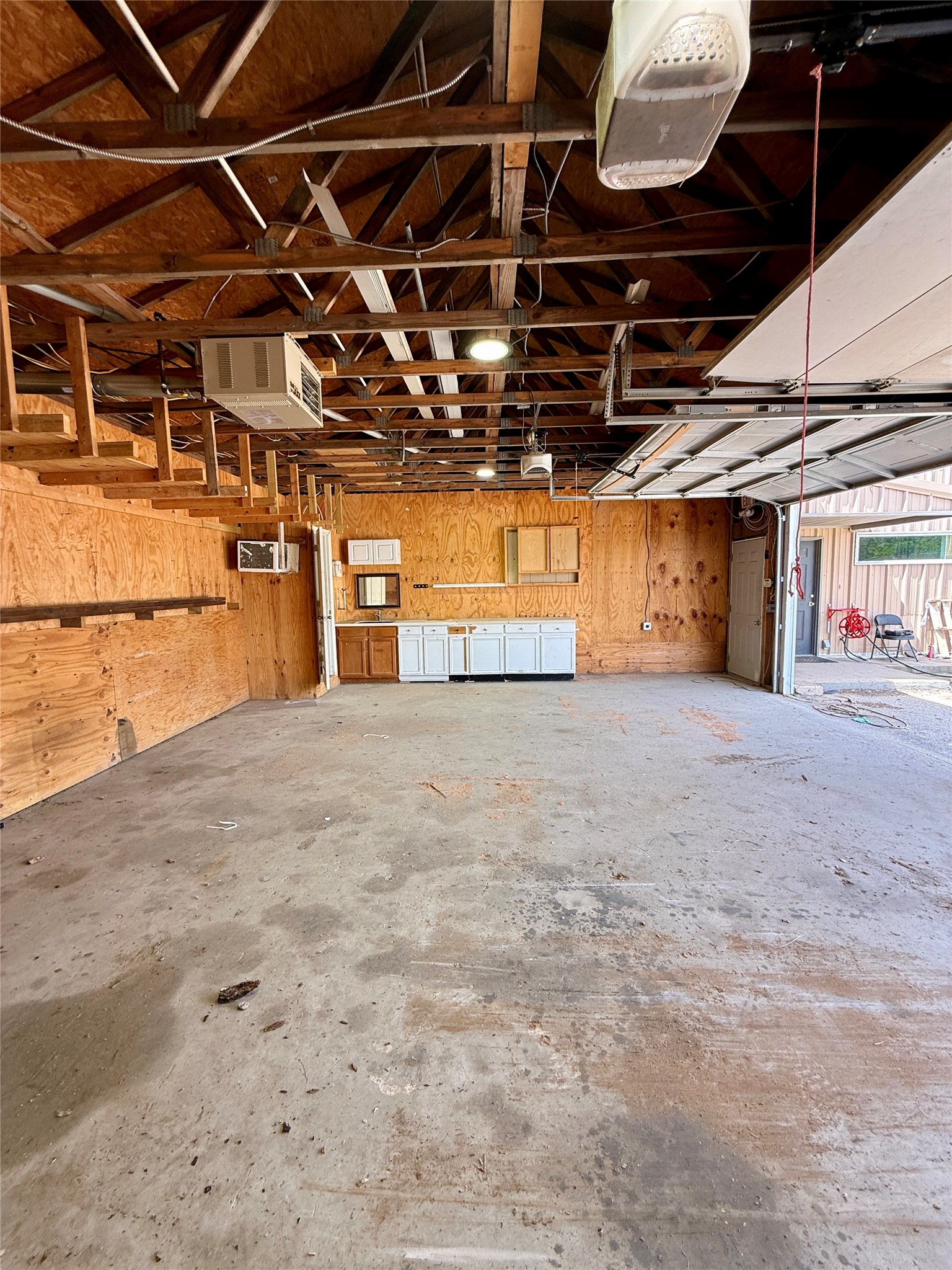 633 Rose Garden Dr, Unit #4