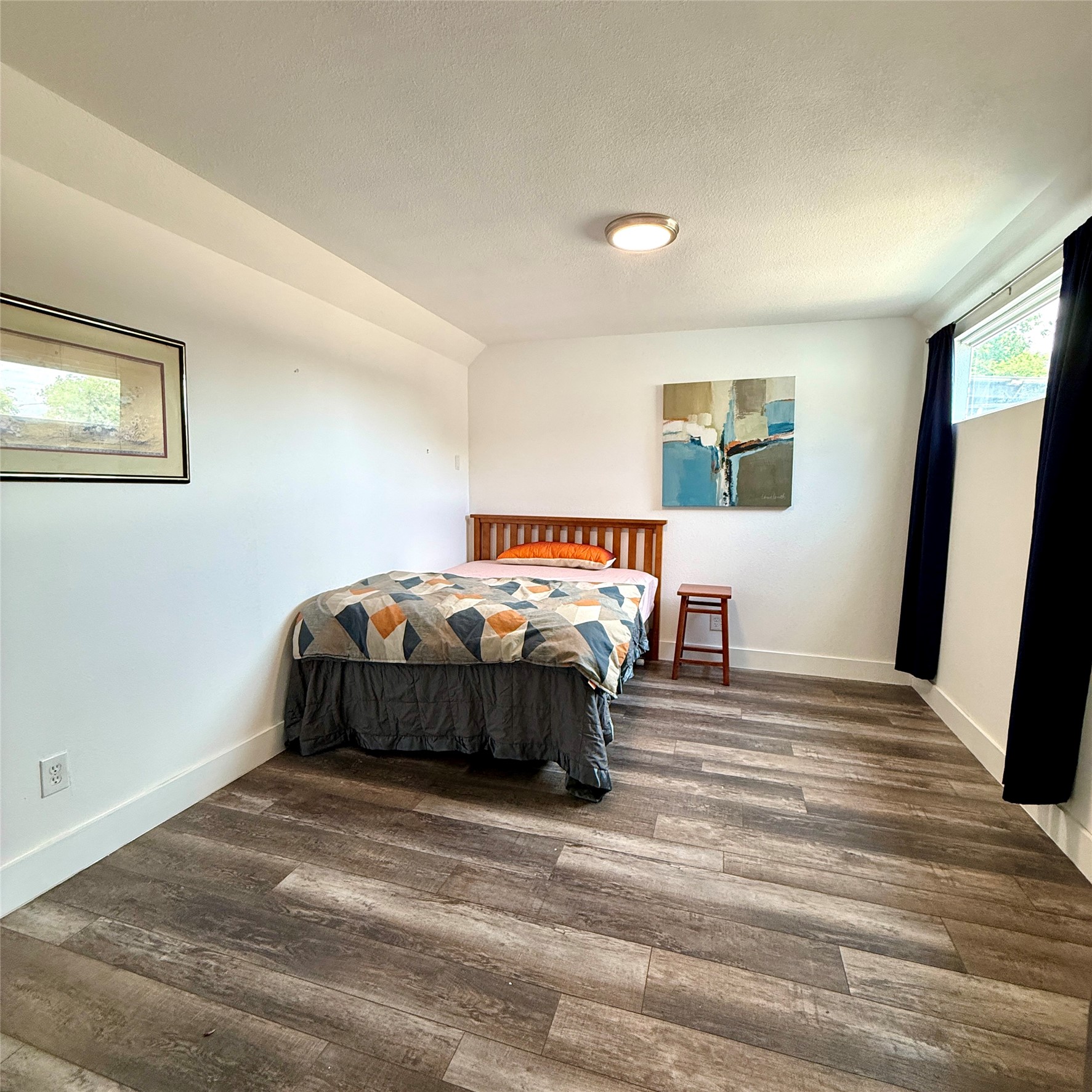 633 Rose Garden Dr, Unit #3