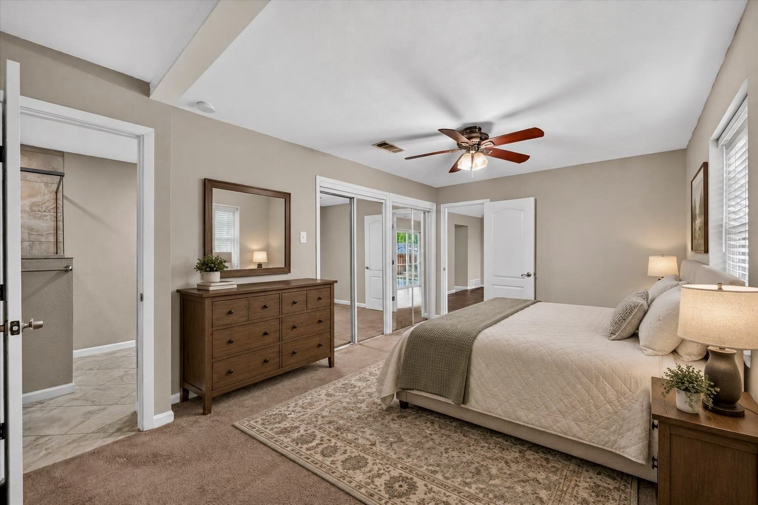 1121 Greendale Drive