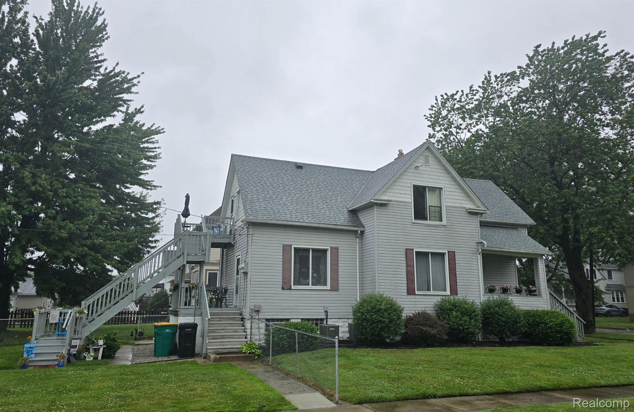 705 ORCHARD Street