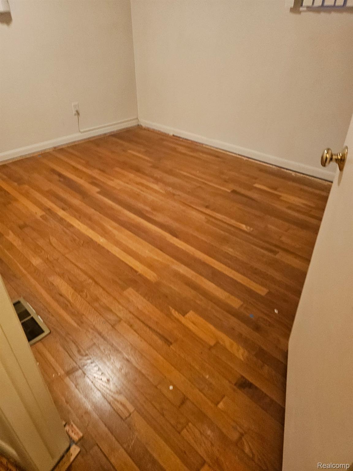 34245 Shawnee Street