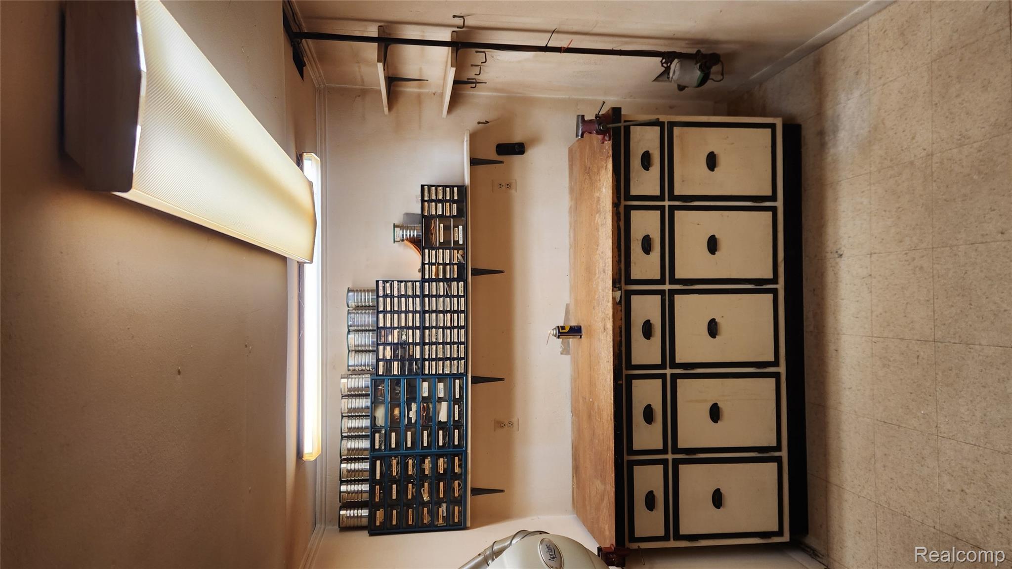 34245 Shawnee Street