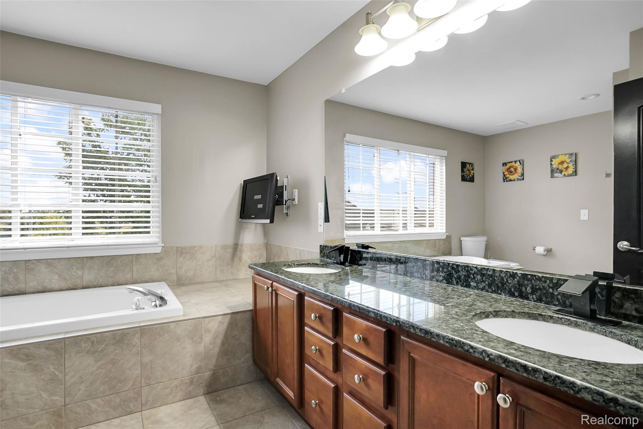 30182 Magnolia Dr Magnolia Drive