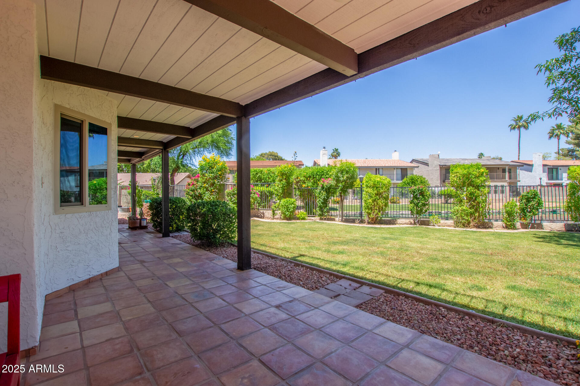 5617 S PIRATES COVE Road