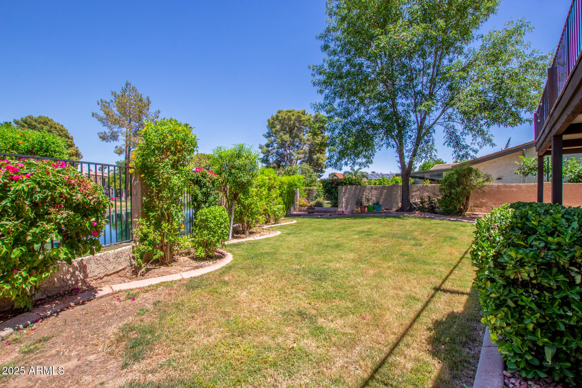 5617 S PIRATES COVE Road