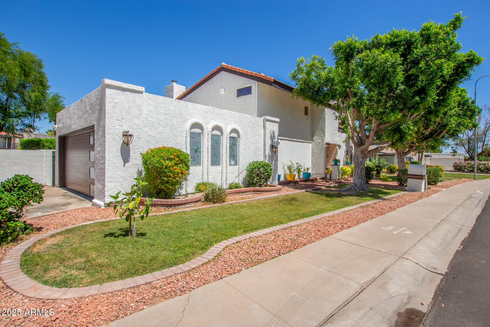 5617 S PIRATES COVE Road