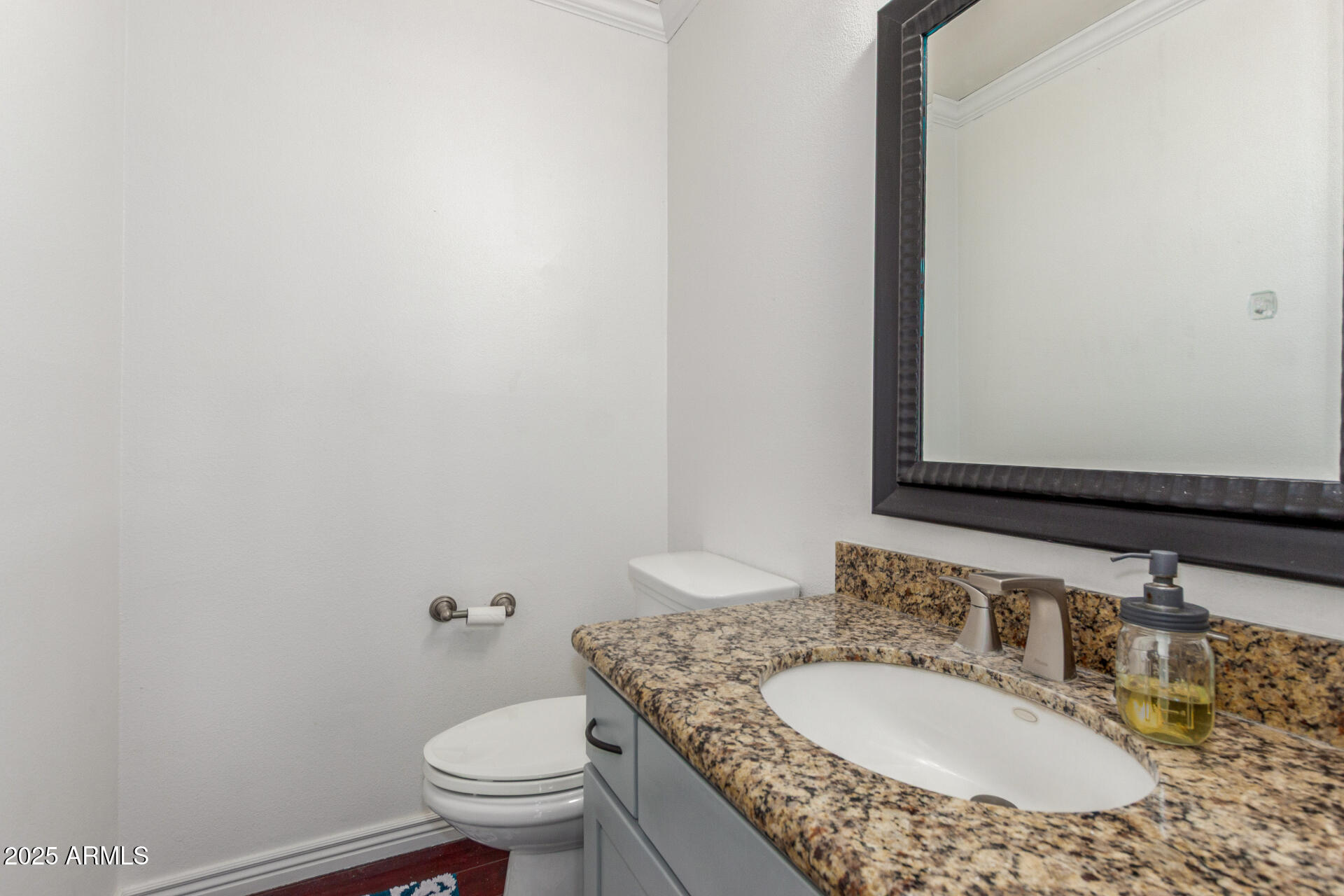 5617 S PIRATES COVE Road