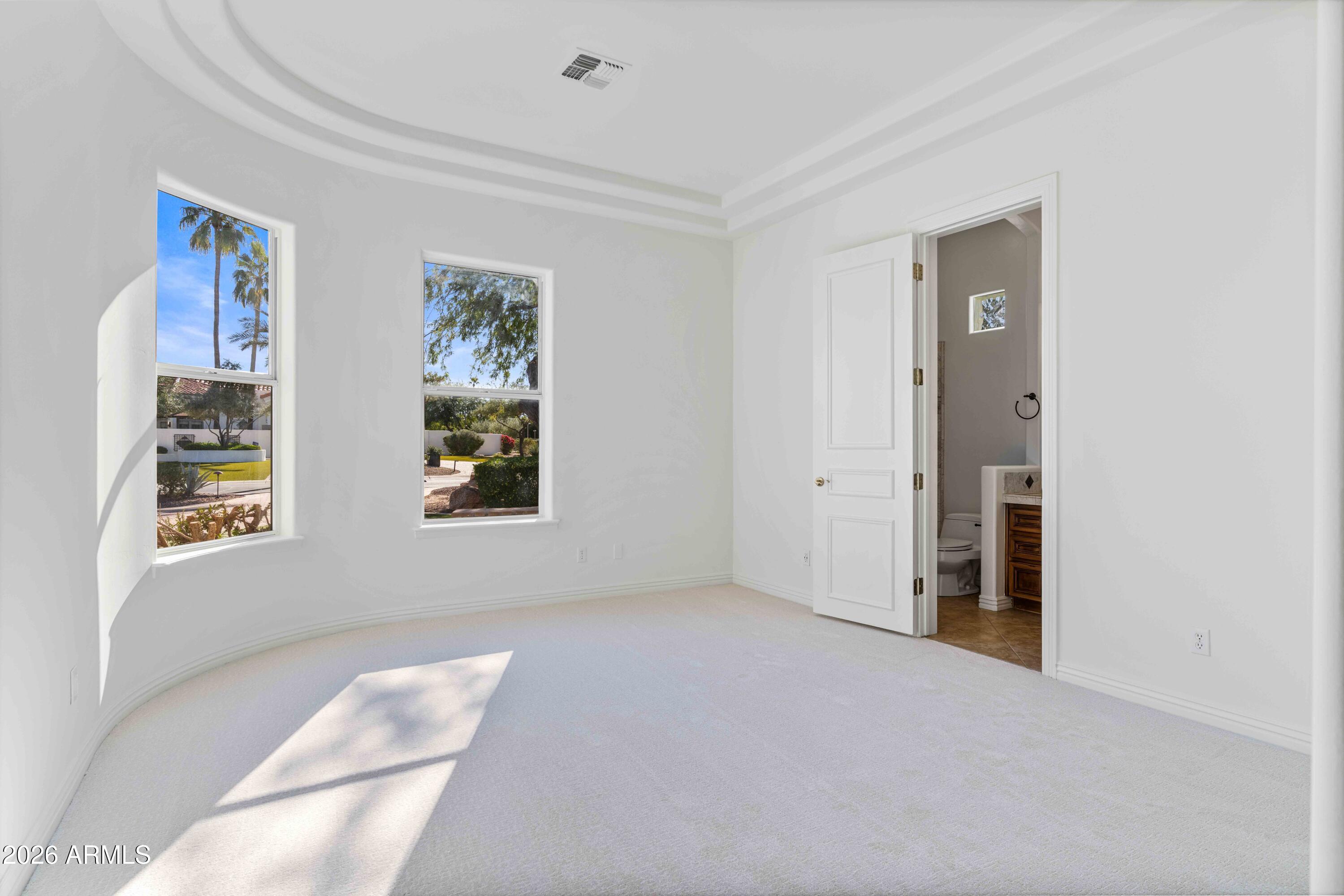 7126 E BLUEBIRD Lane