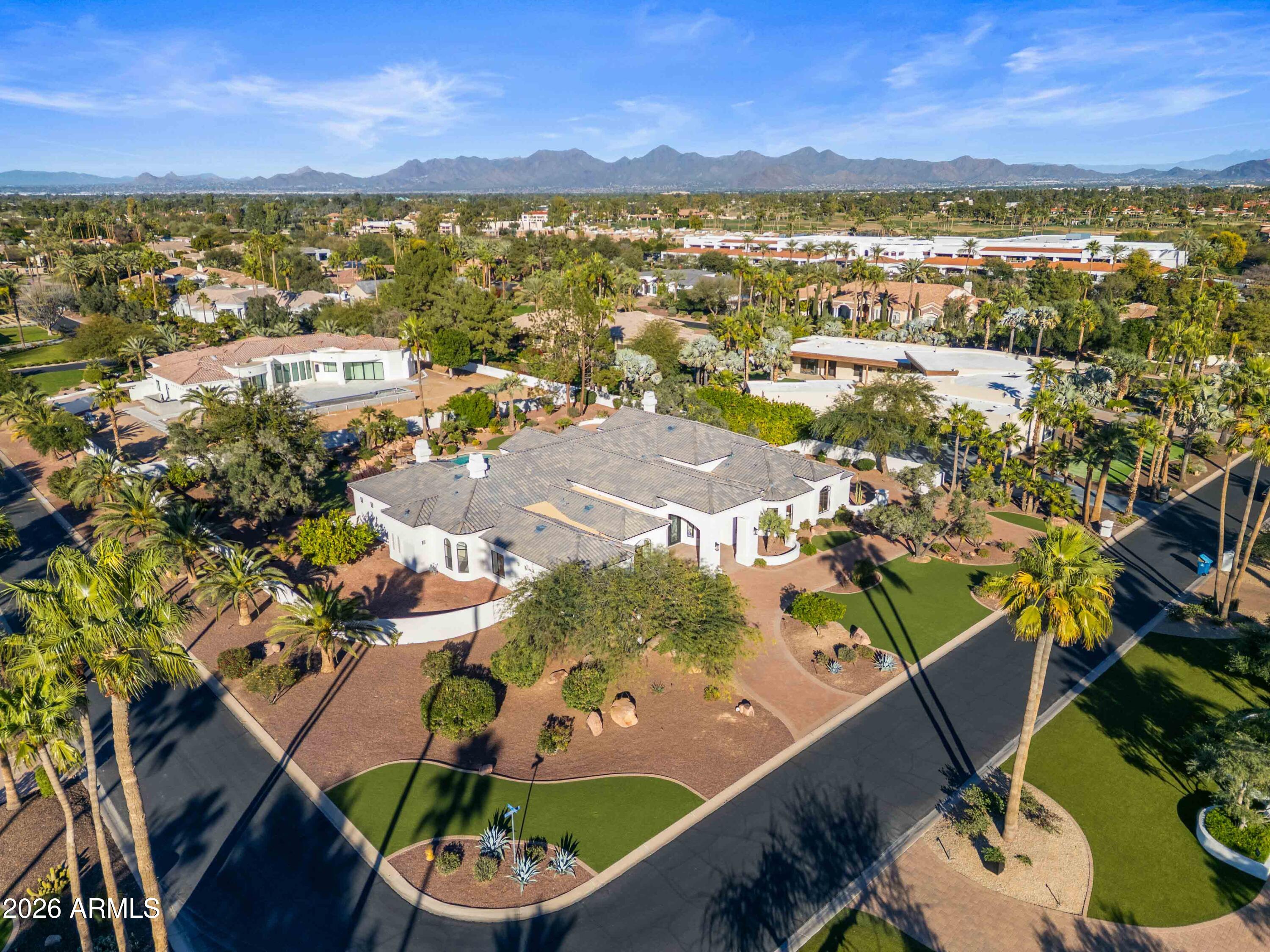 7126 E BLUEBIRD Lane