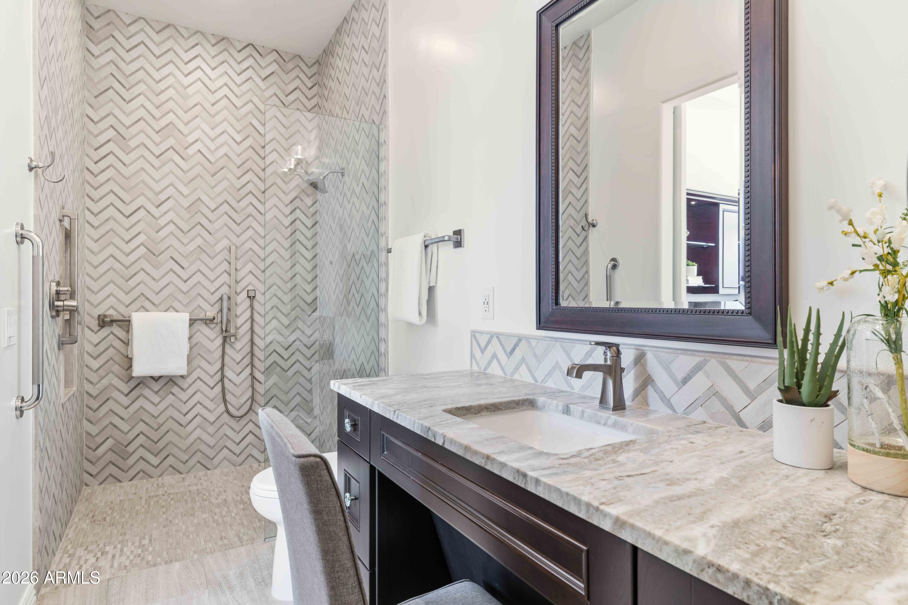 7126 E BLUEBIRD Lane