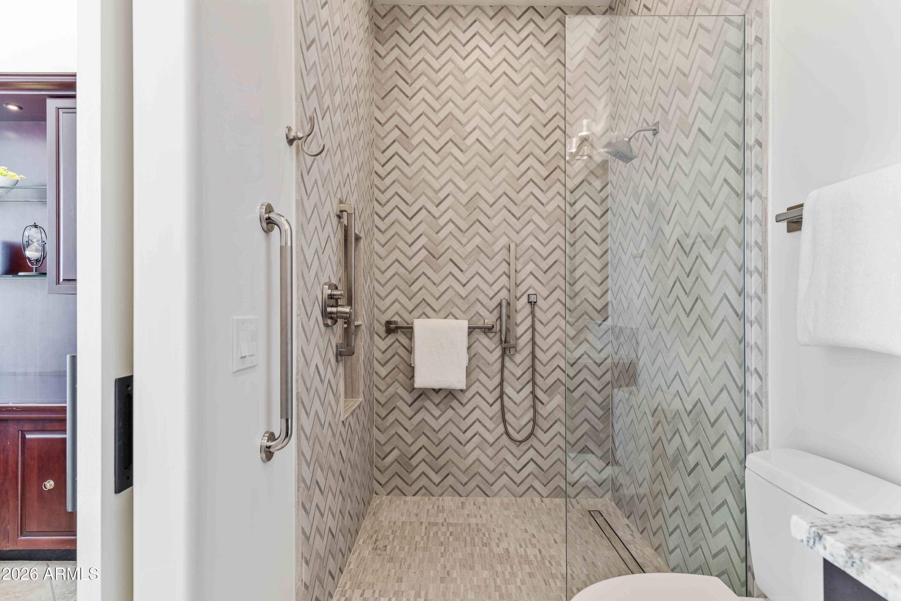 7126 E BLUEBIRD Lane