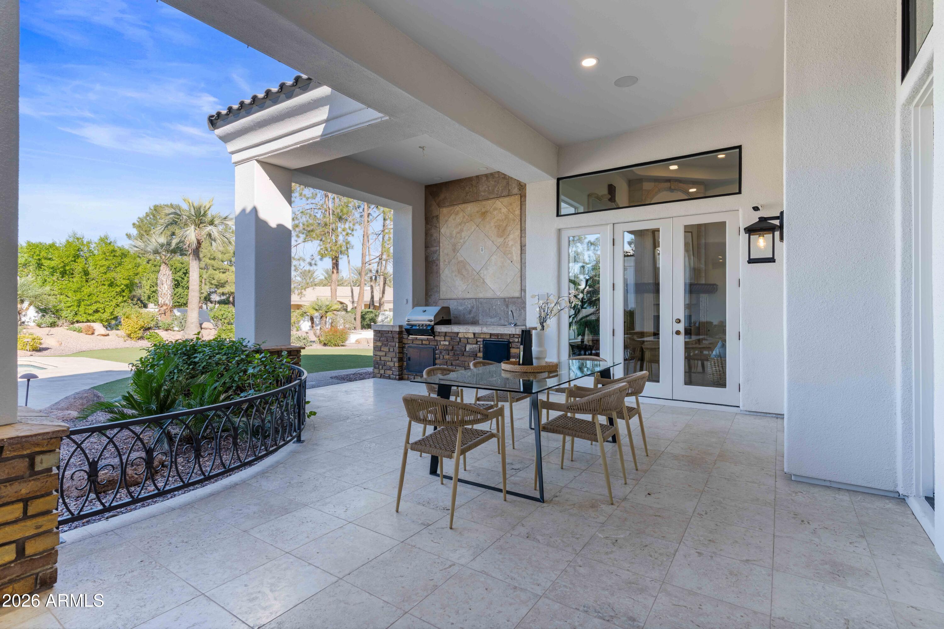 7126 E BLUEBIRD Lane