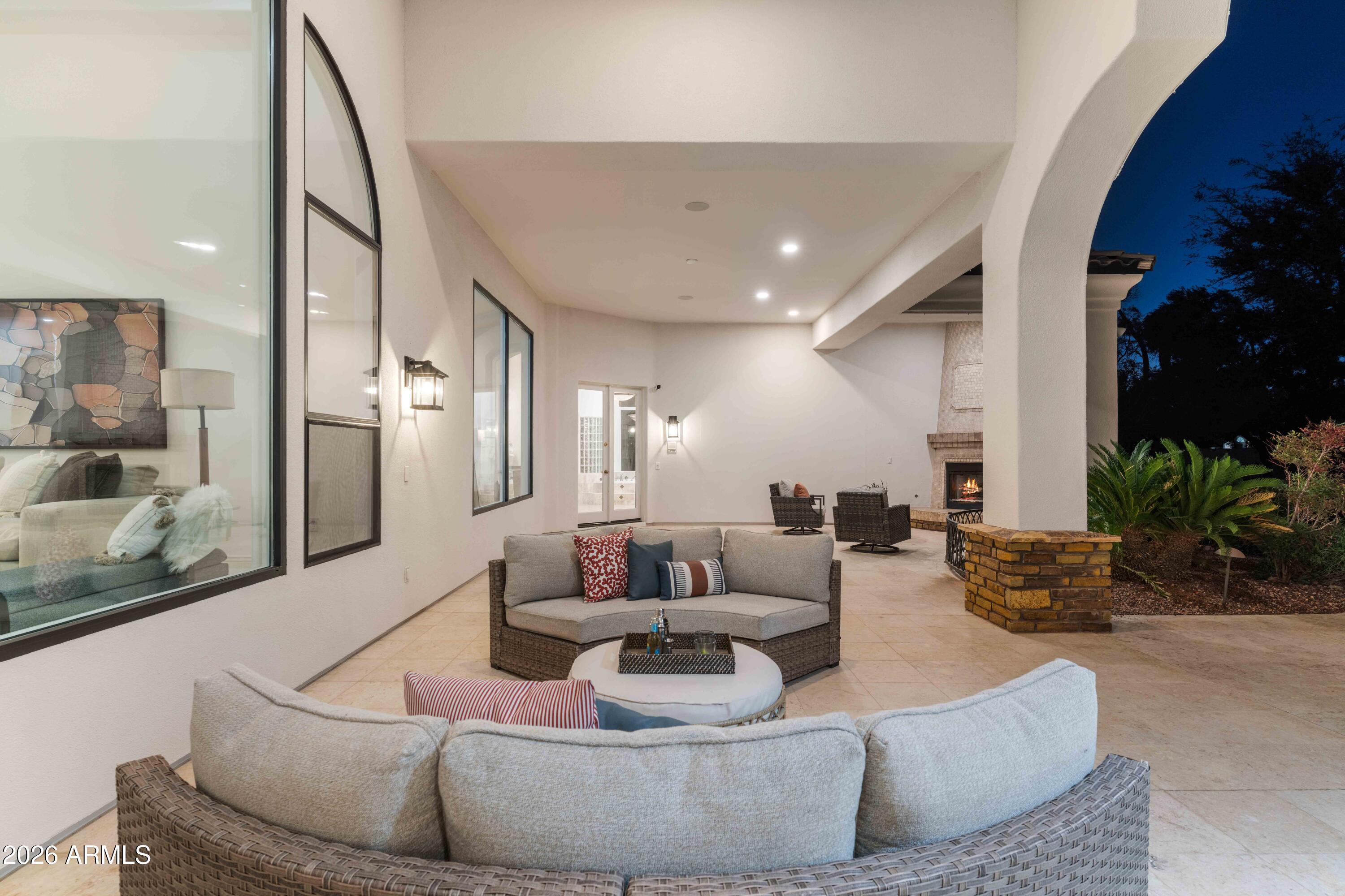 7126 E BLUEBIRD Lane